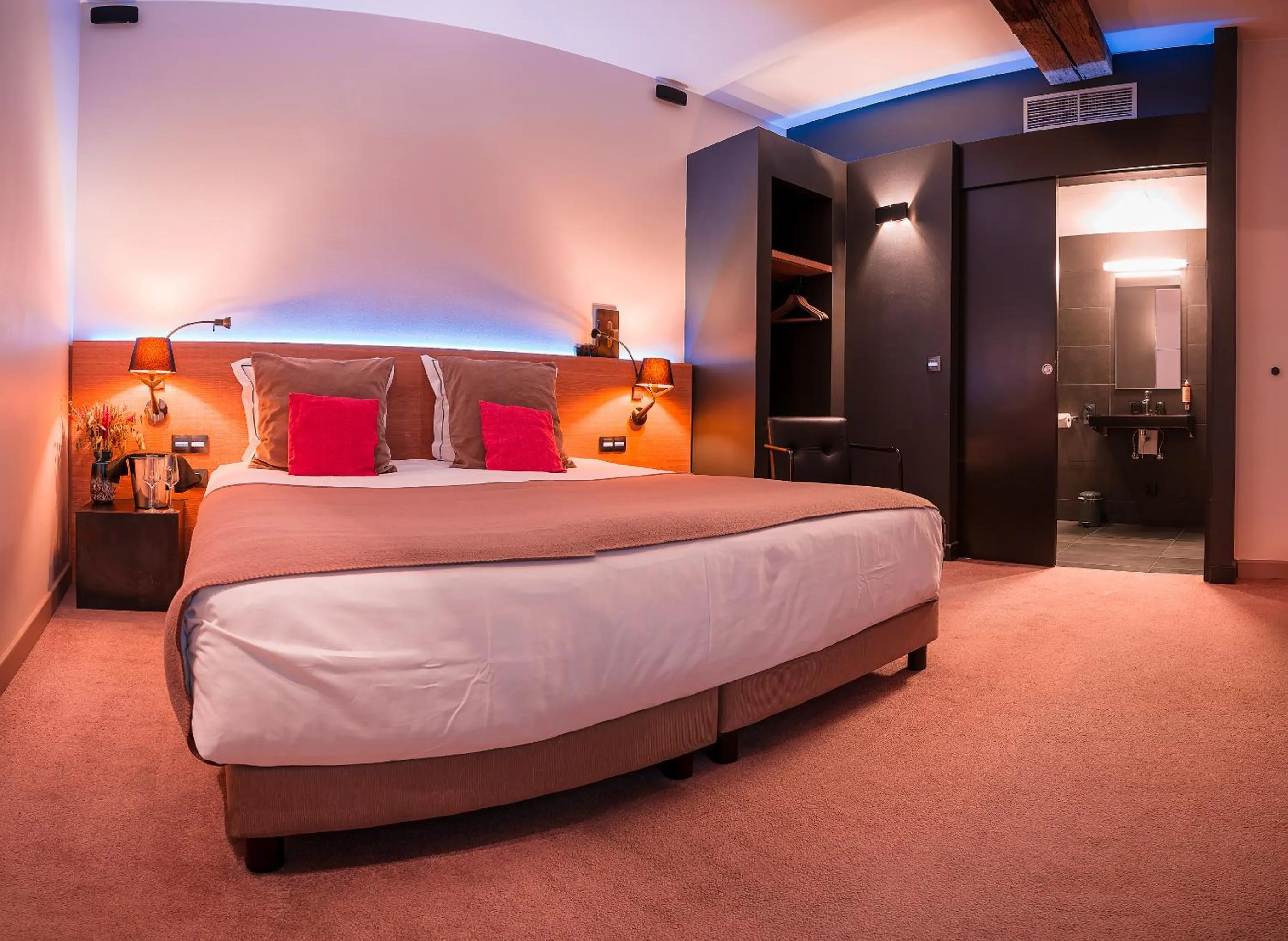 Bed in Hotel Neuvice