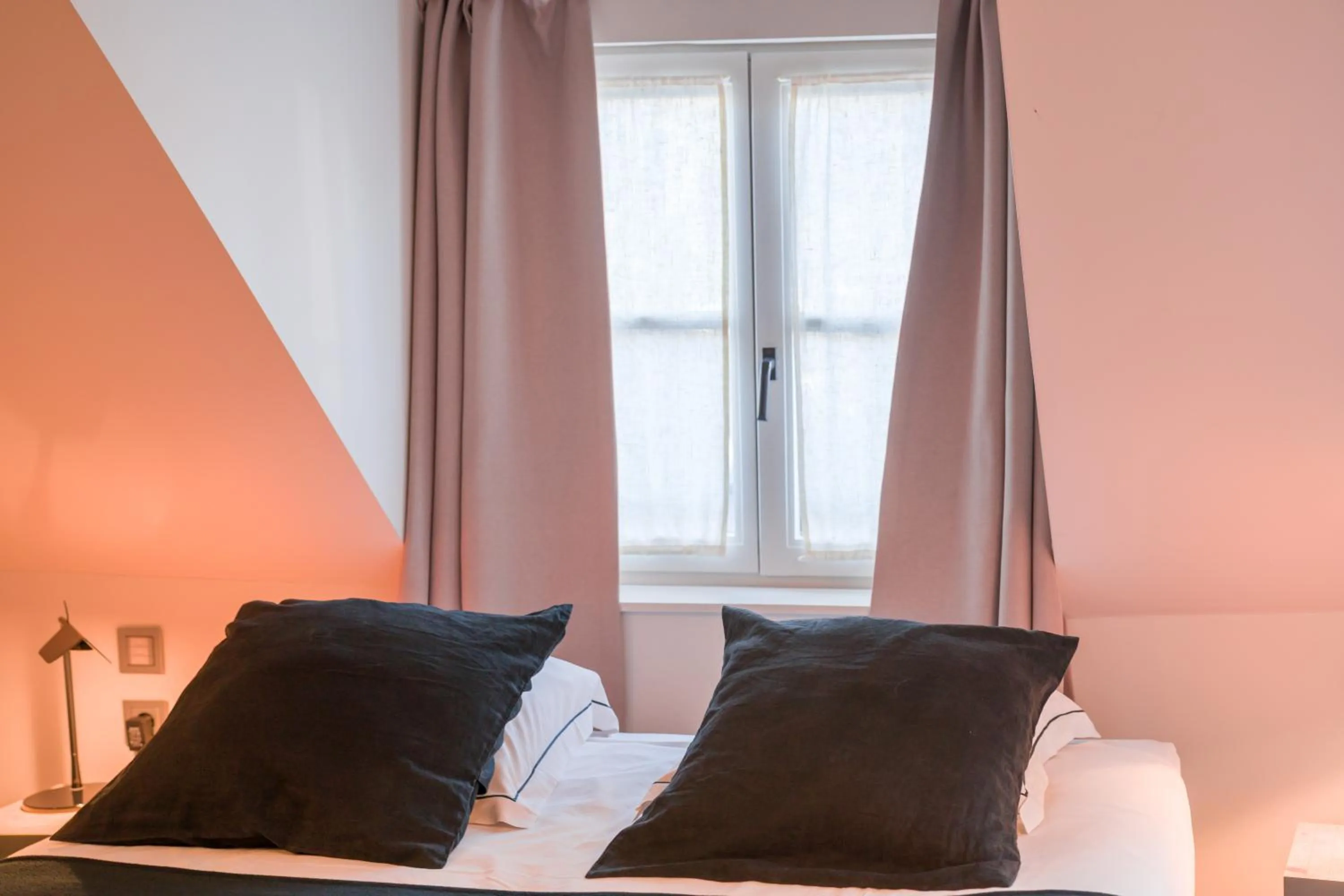 Bed in Hotel Neuvice