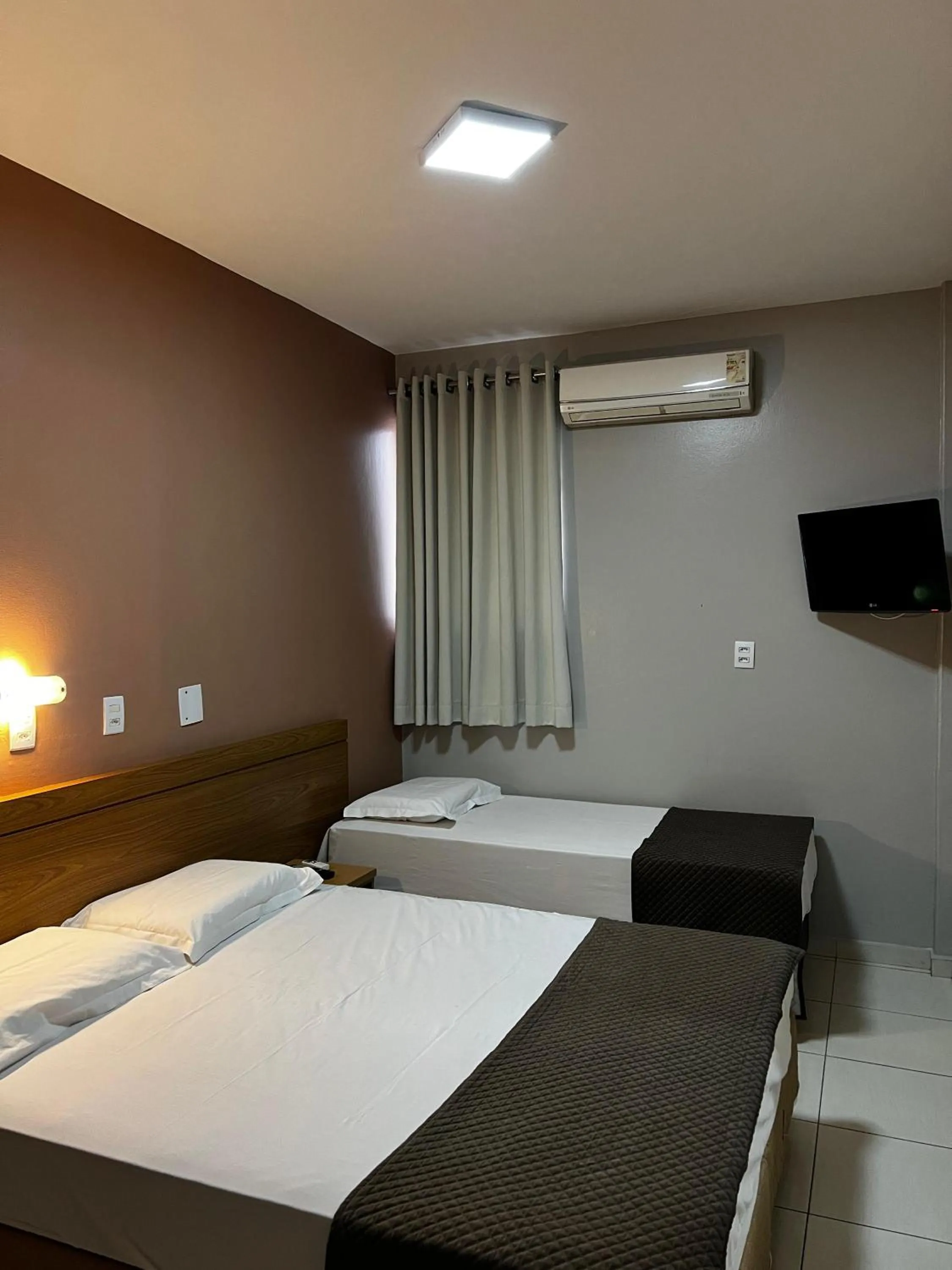 Bed in Hotel Astória Maringá