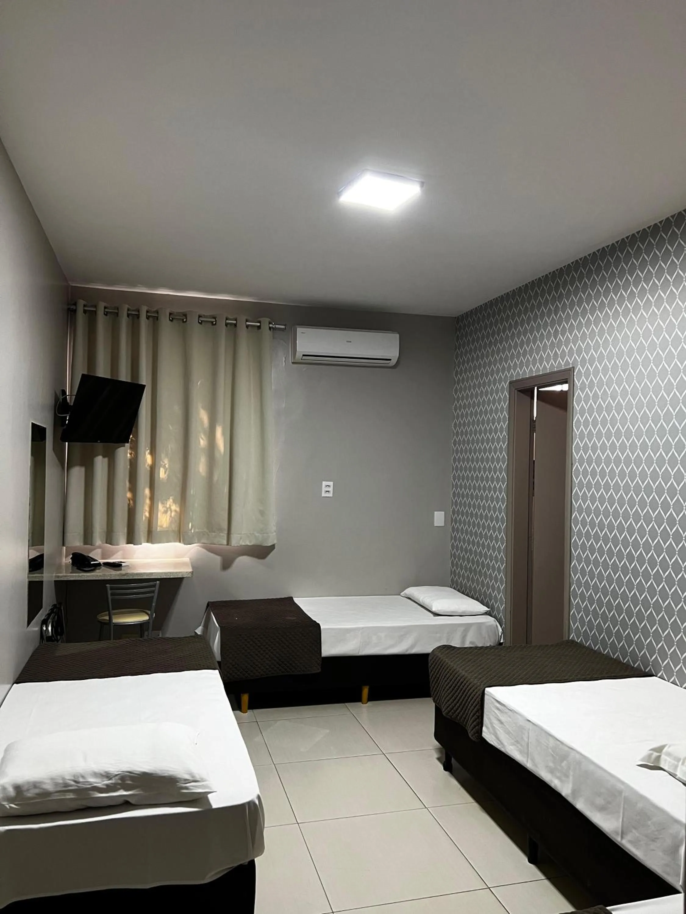 Bed in Hotel Astória Maringá