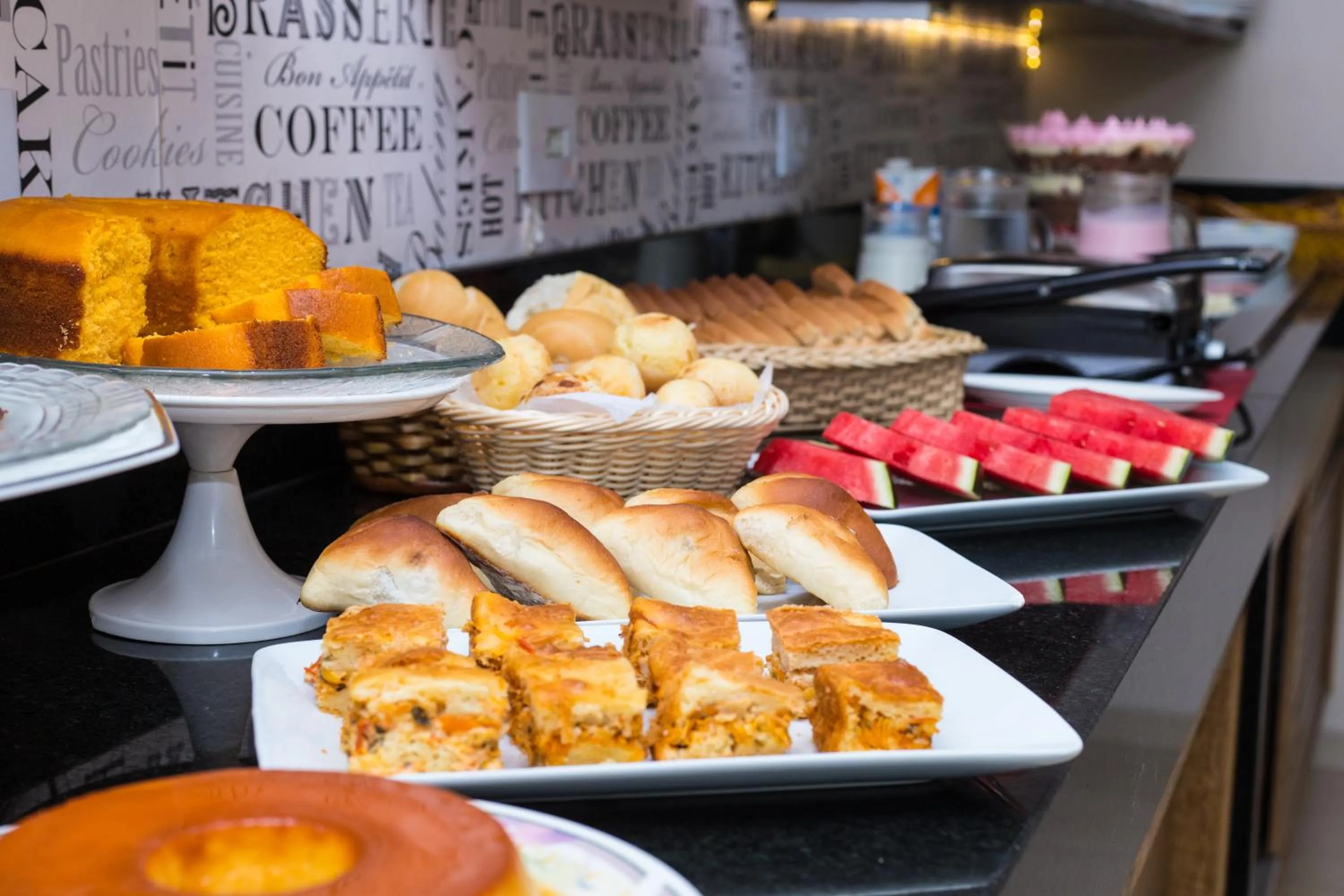 Breakfast in Hotel Astória Maringá