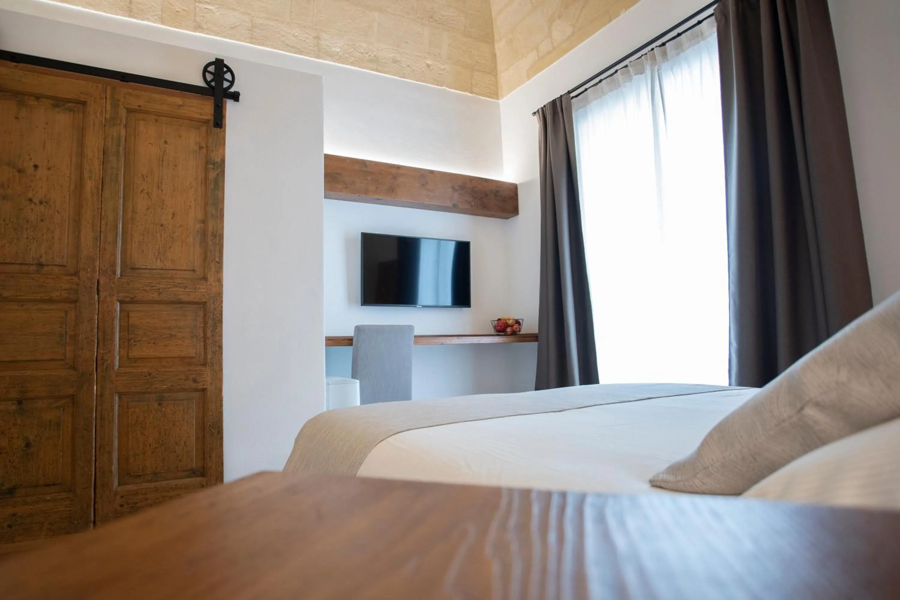 TV and multimedia, Bed in Palazzo Montemurro