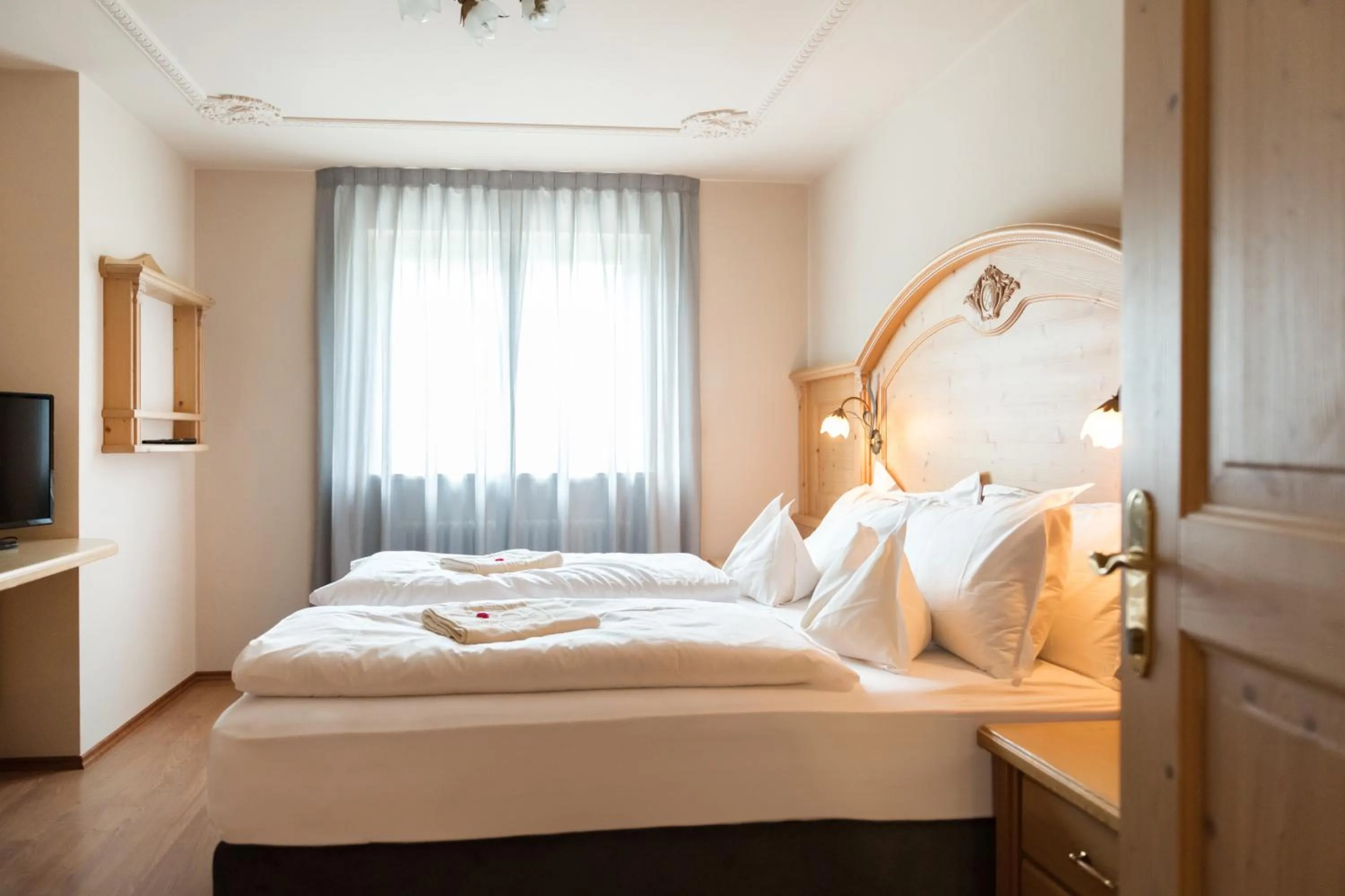 Bed in Wellness Residence Villa Leck