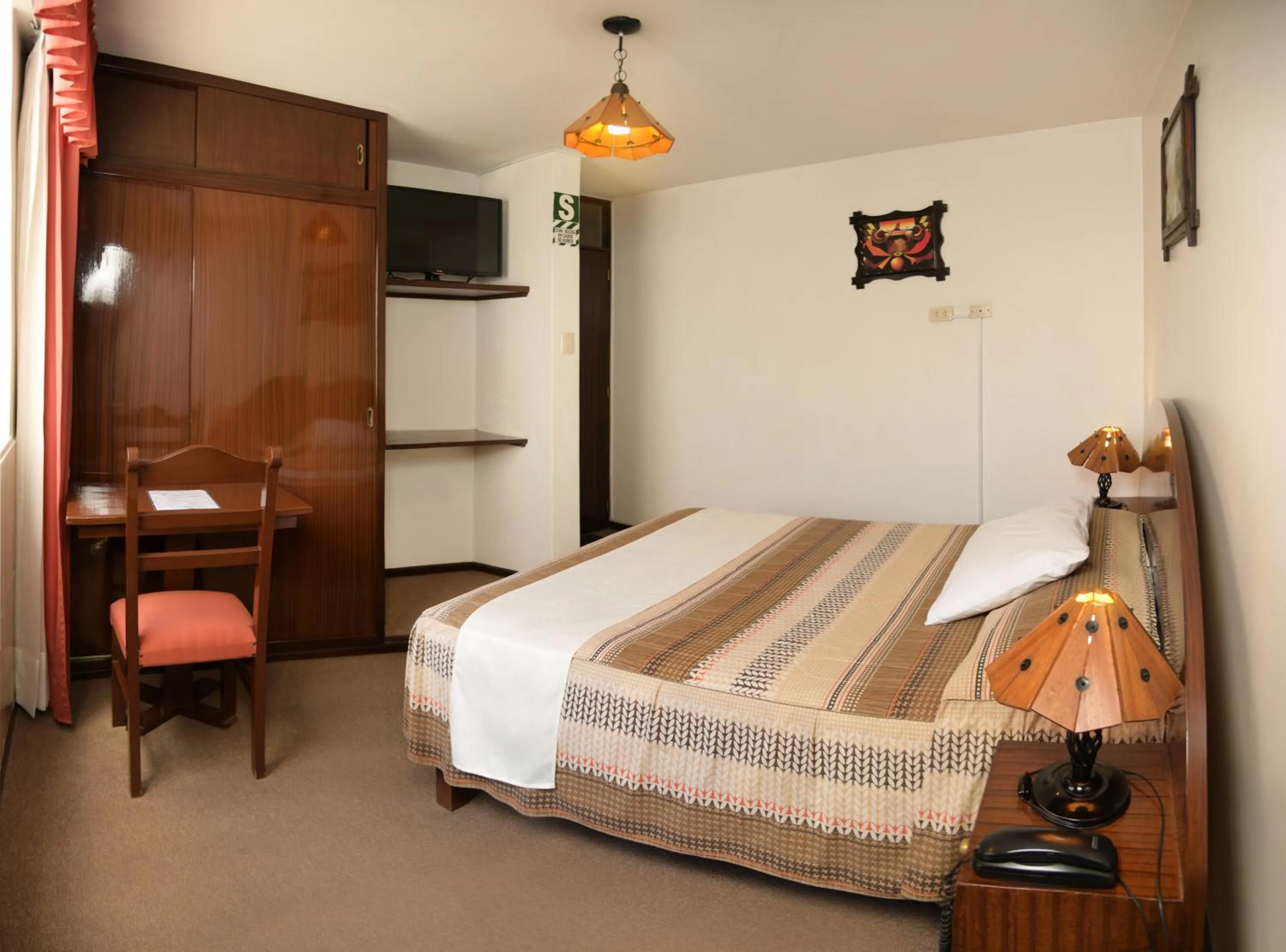 Bed in Hotel Benavides