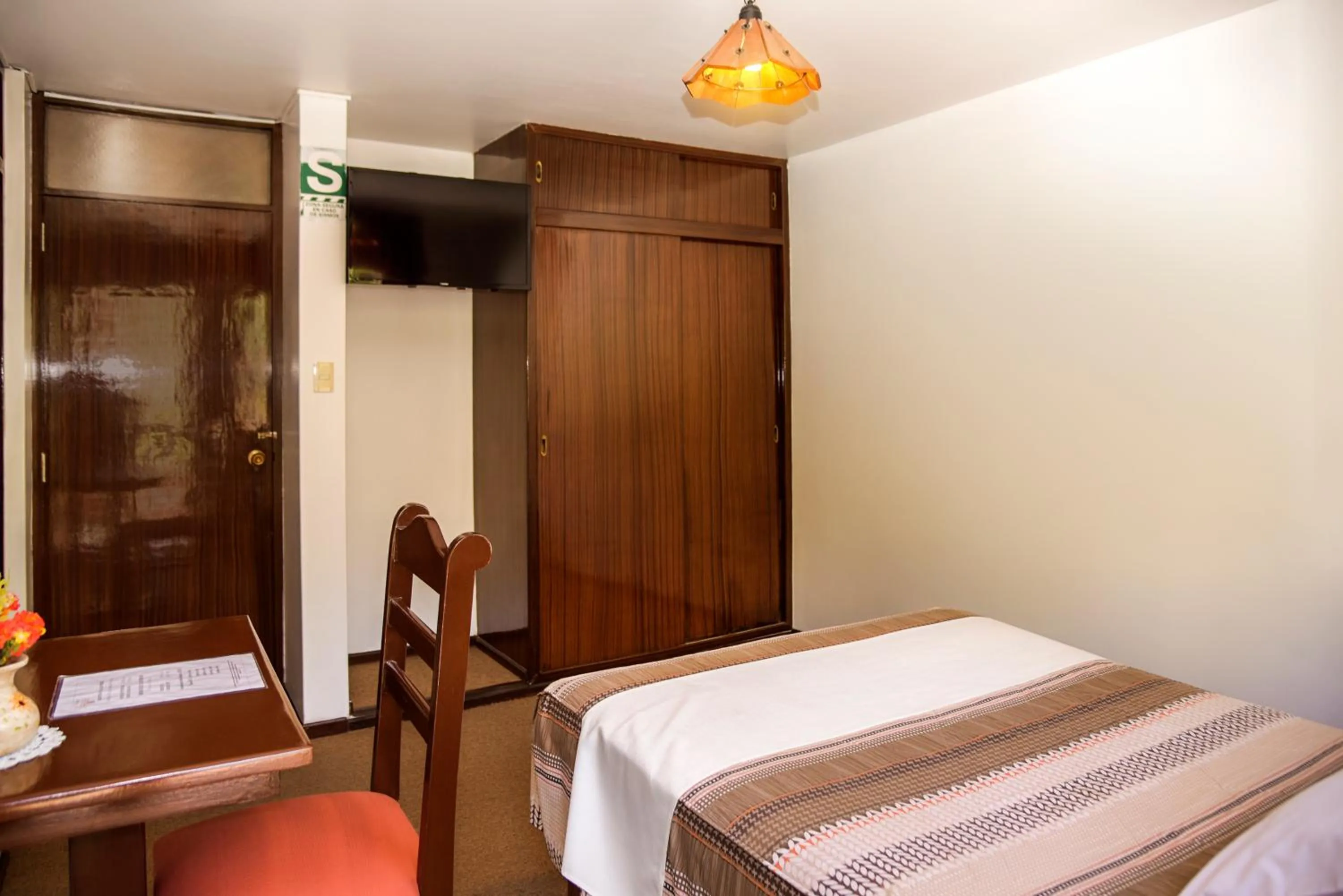 Bed in Hotel Benavides