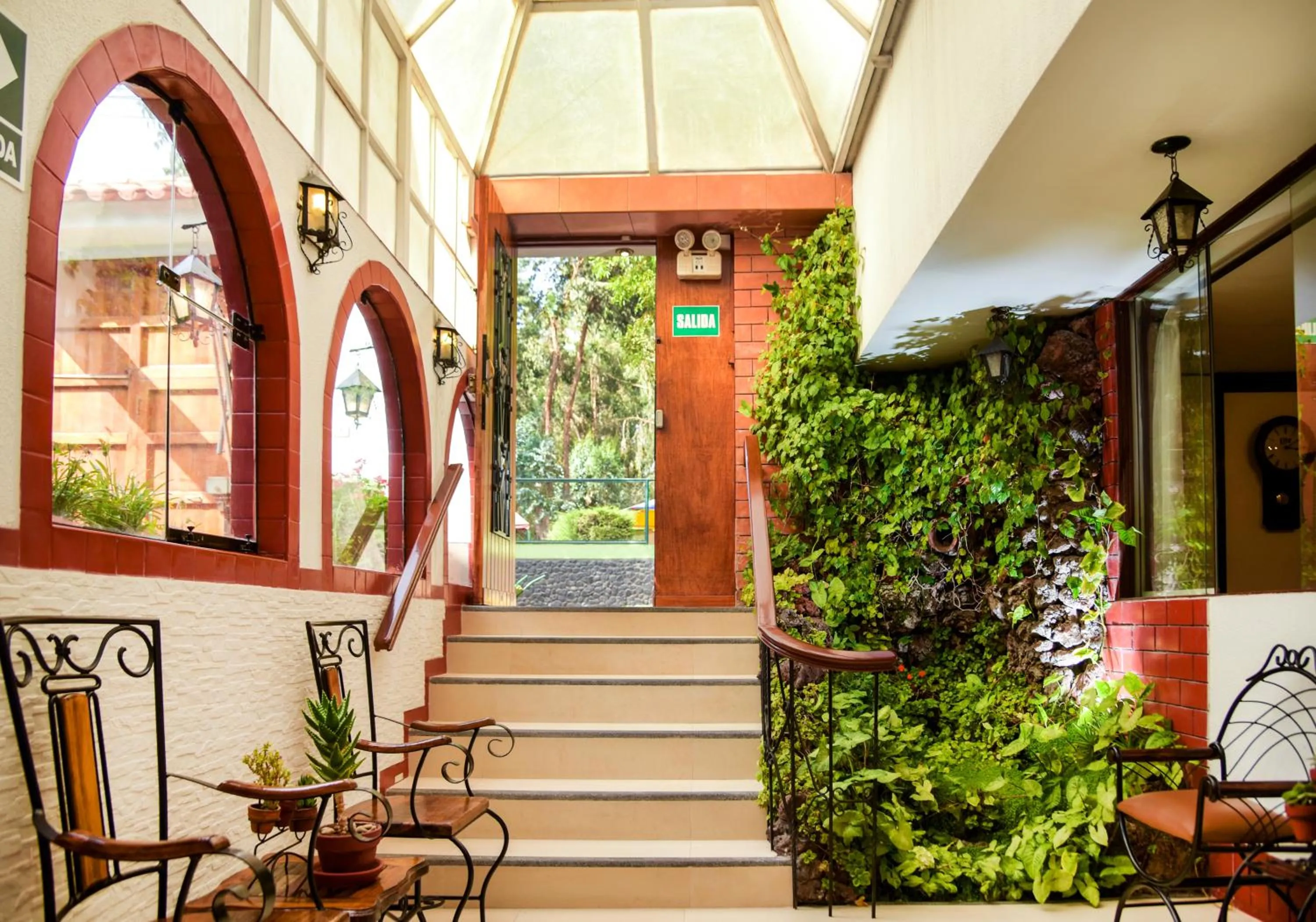 Patio in Hotel Benavides