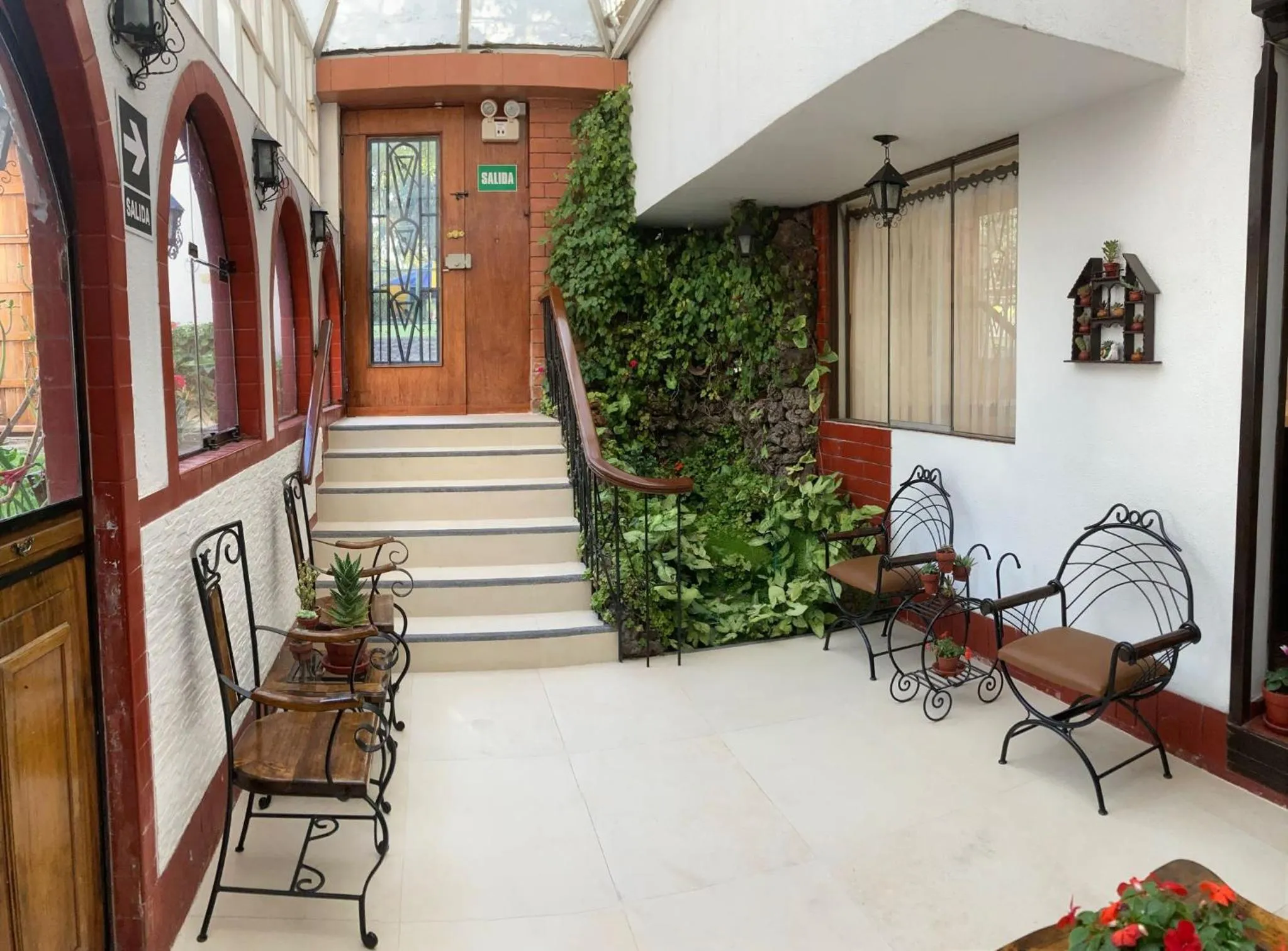 Day in Hotel Benavides