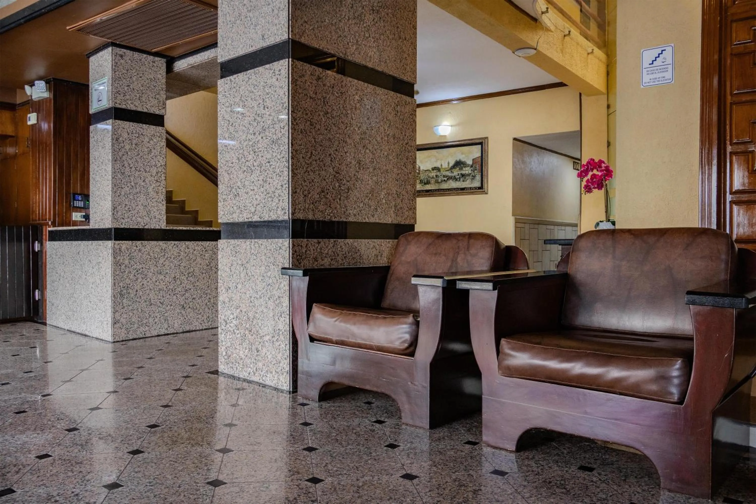 Lobby or reception in Best Western Hotel Plaza Matamoros