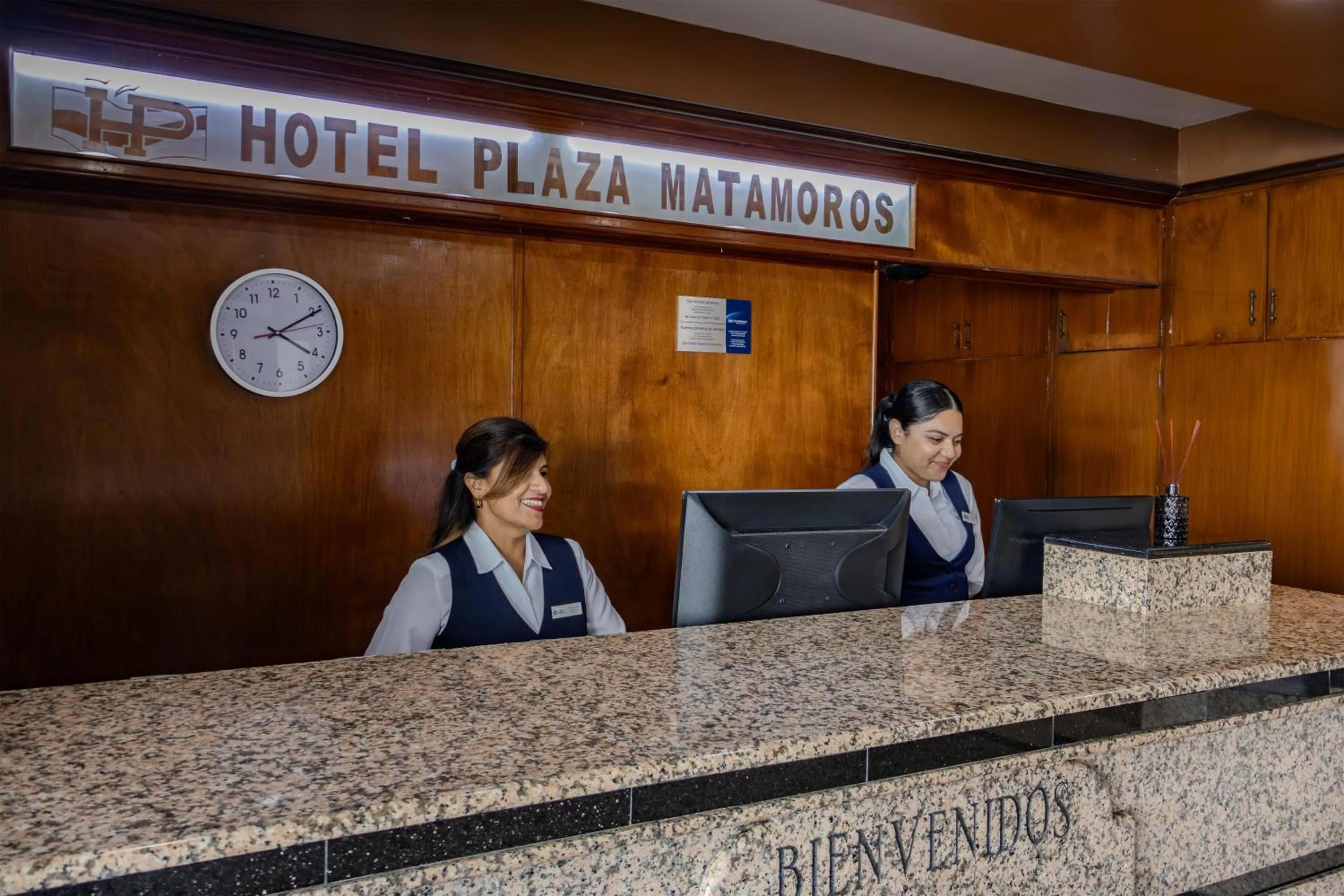 Lobby or reception in Best Western Hotel Plaza Matamoros
