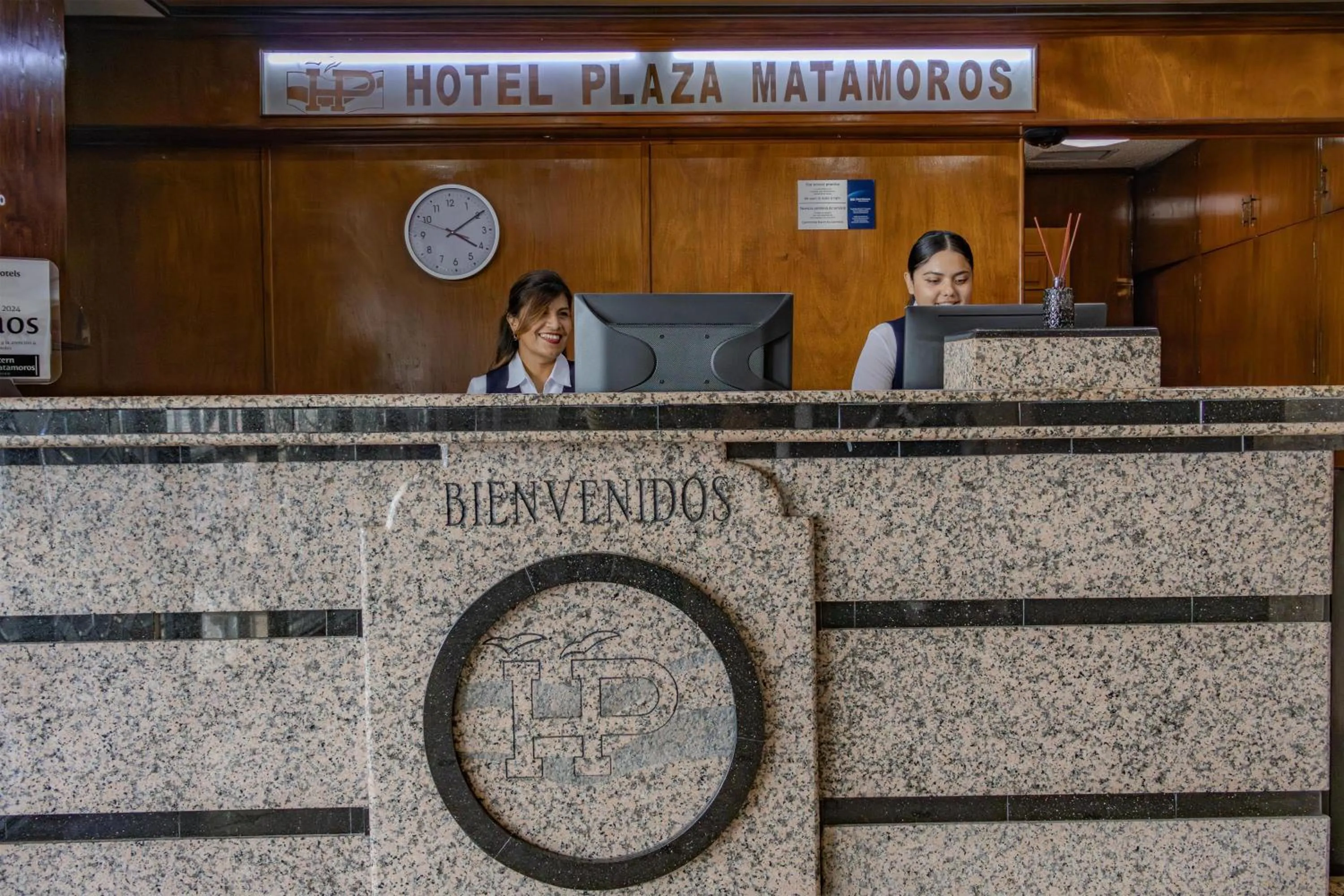 Lobby or reception in Best Western Hotel Plaza Matamoros