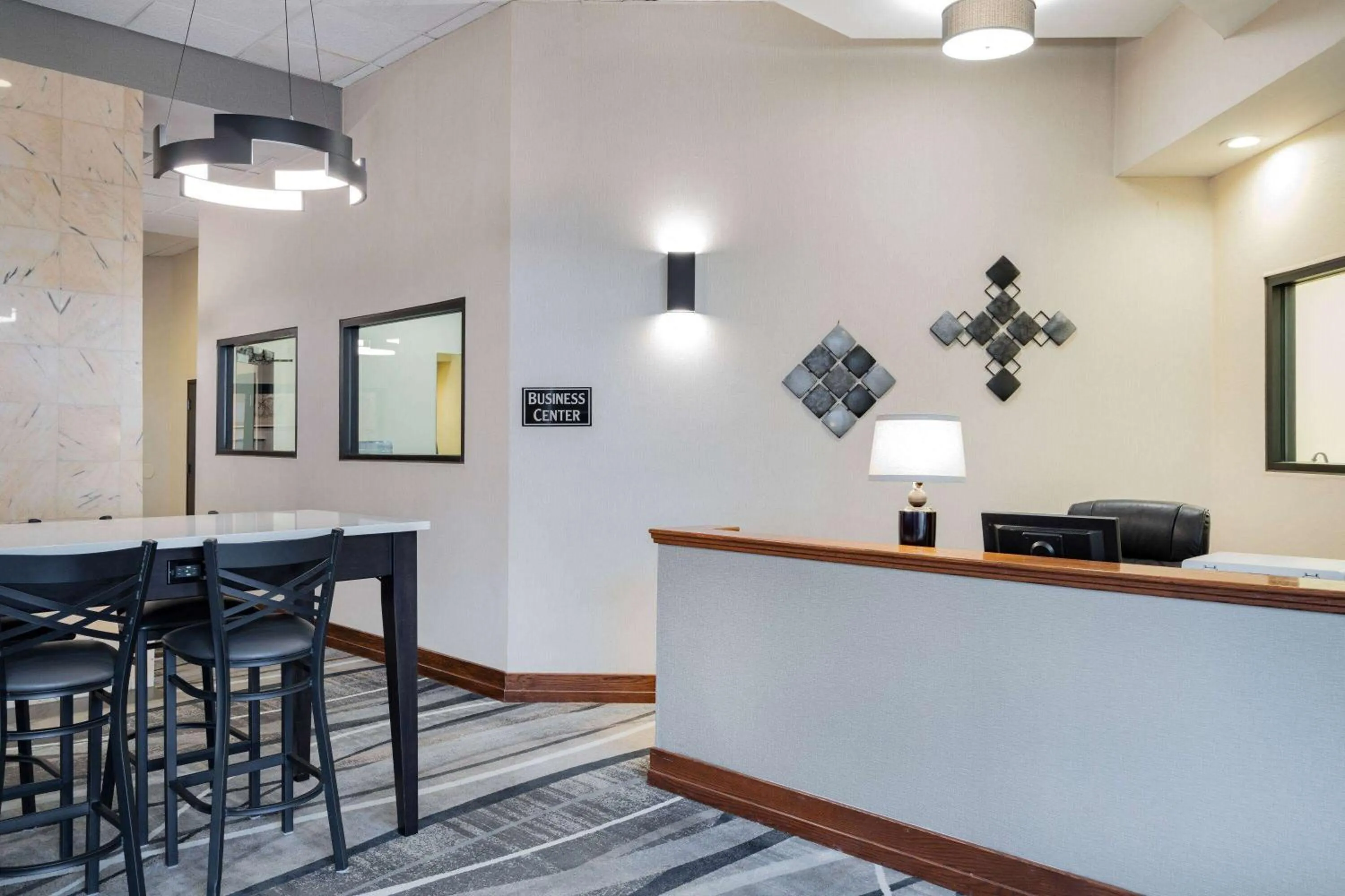 Business facilities in Howard Johnson by Wyndham Lima