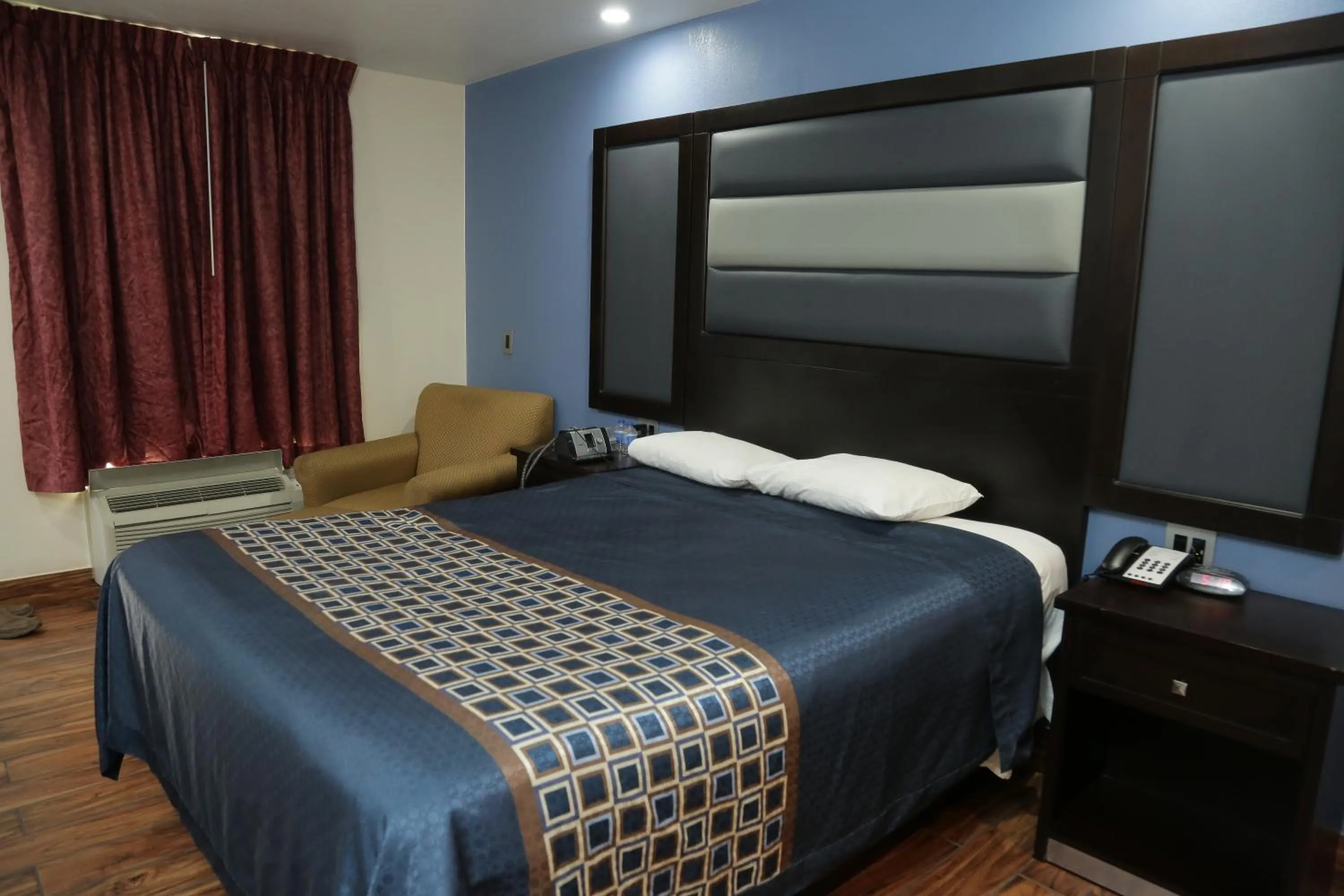 Bed in Theroff's Motel