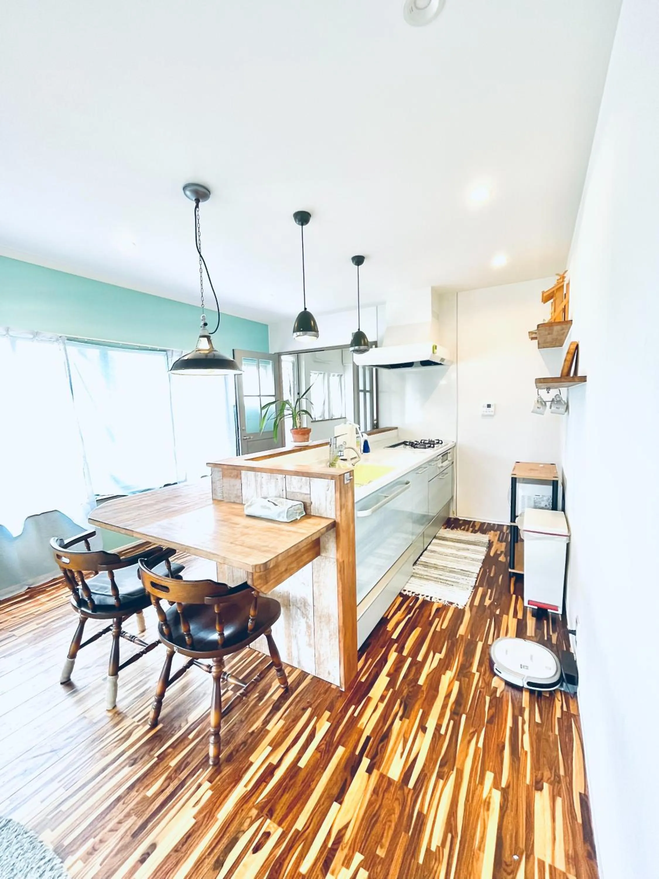 Kitchen or kitchenette in insidey 海から歩いて10分 walk from the sea Tatadobeach Iritabeach 10min