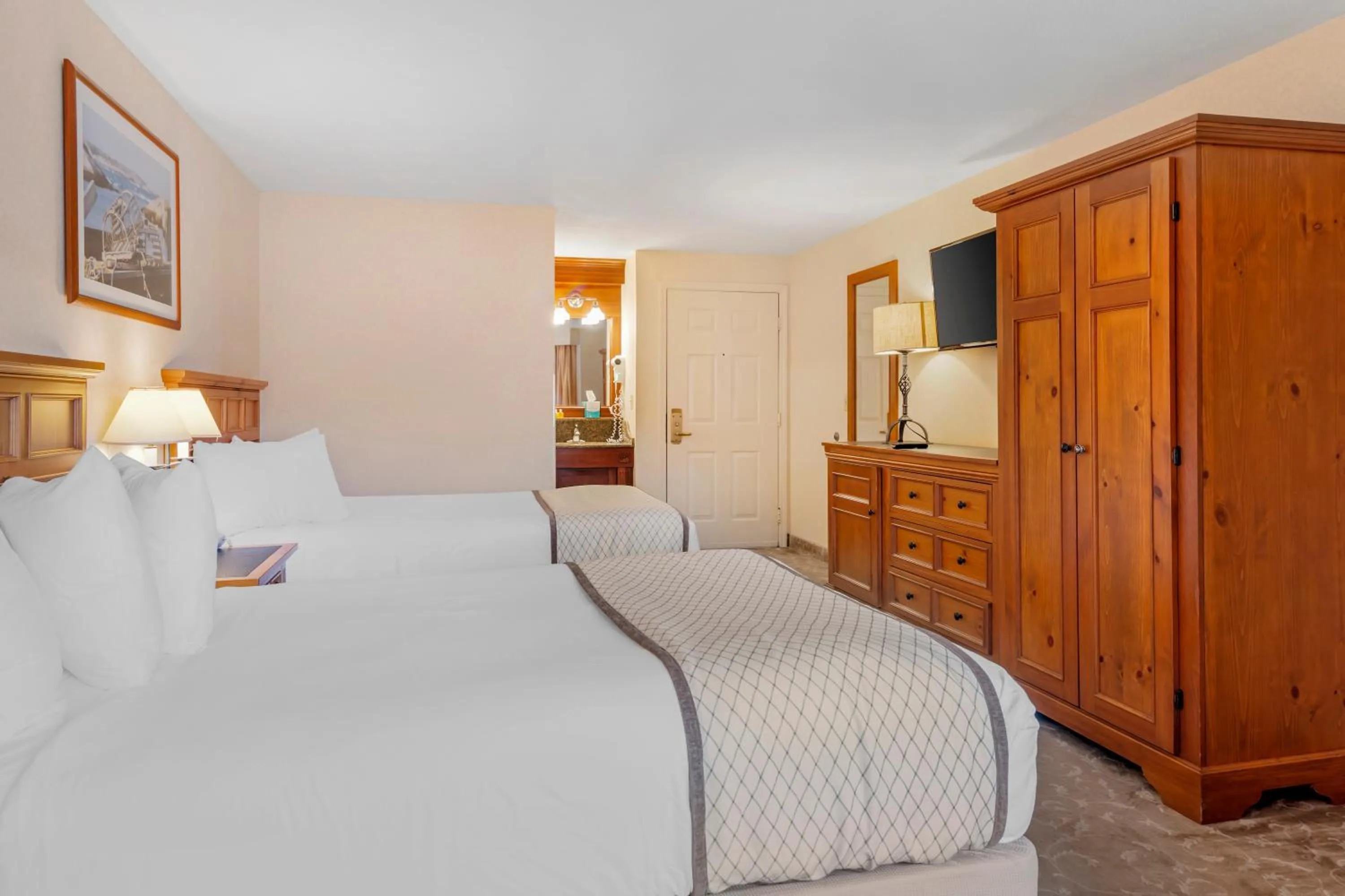 Bed in Meadowmere Resort