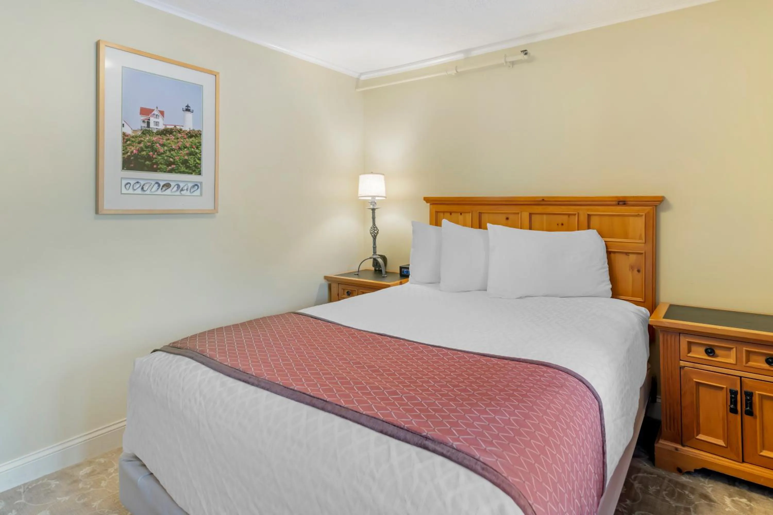 Bed in Meadowmere Resort