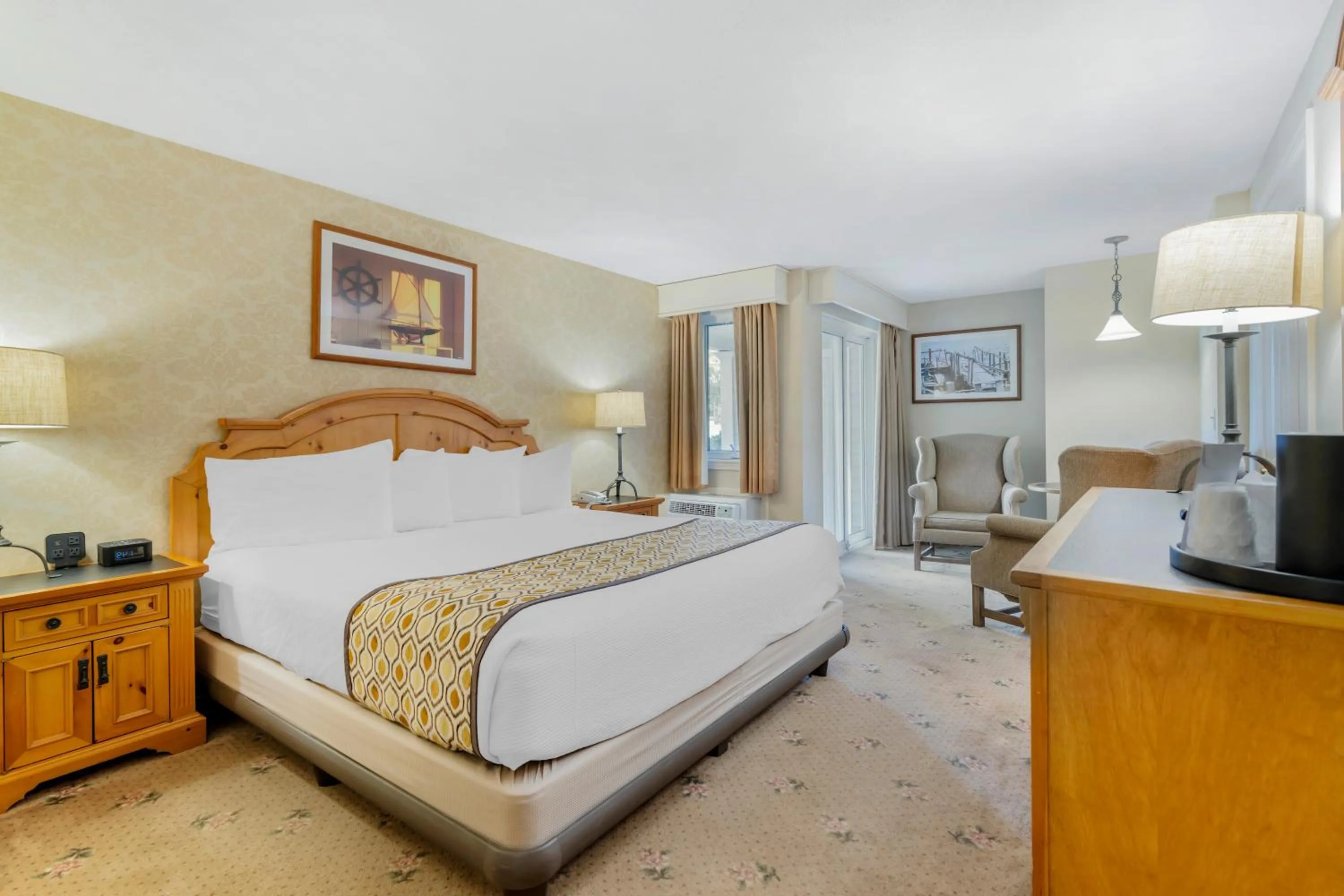 Bed in Meadowmere Resort