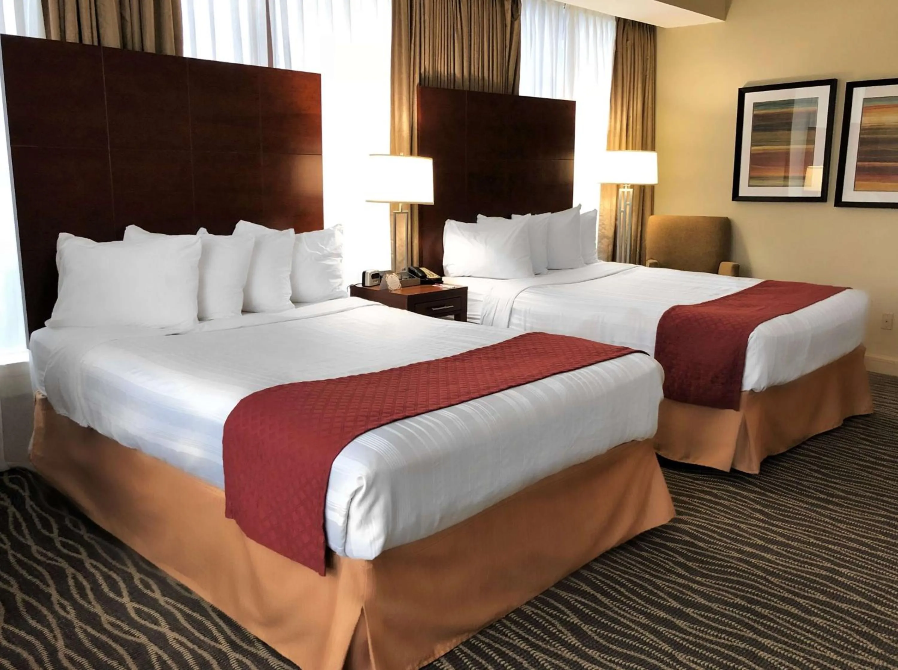 Bedroom, Bed in Blake Hotel New Orleans, BW Signature Collection