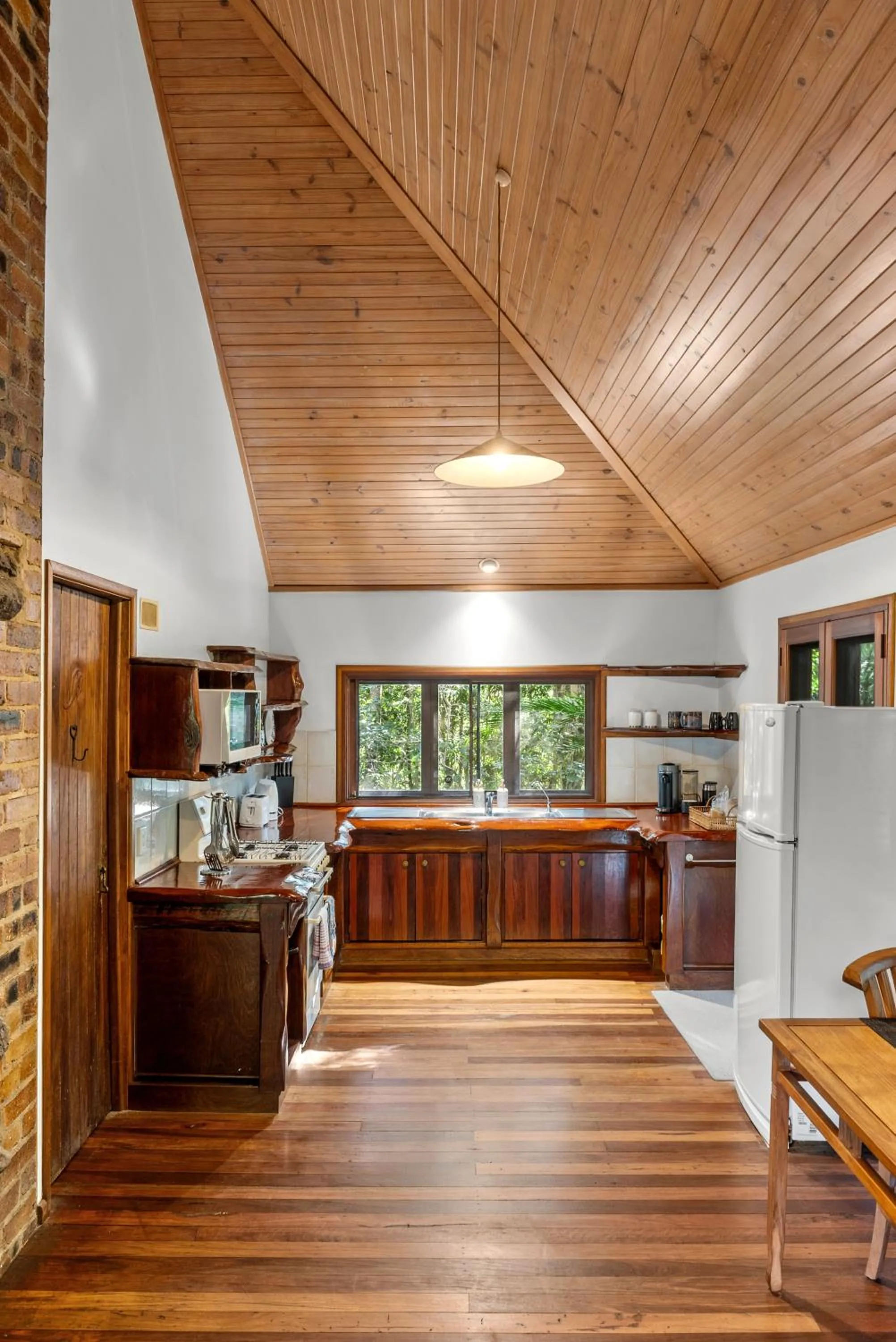 Kitchen or kitchenette in Hunchy Hideaway