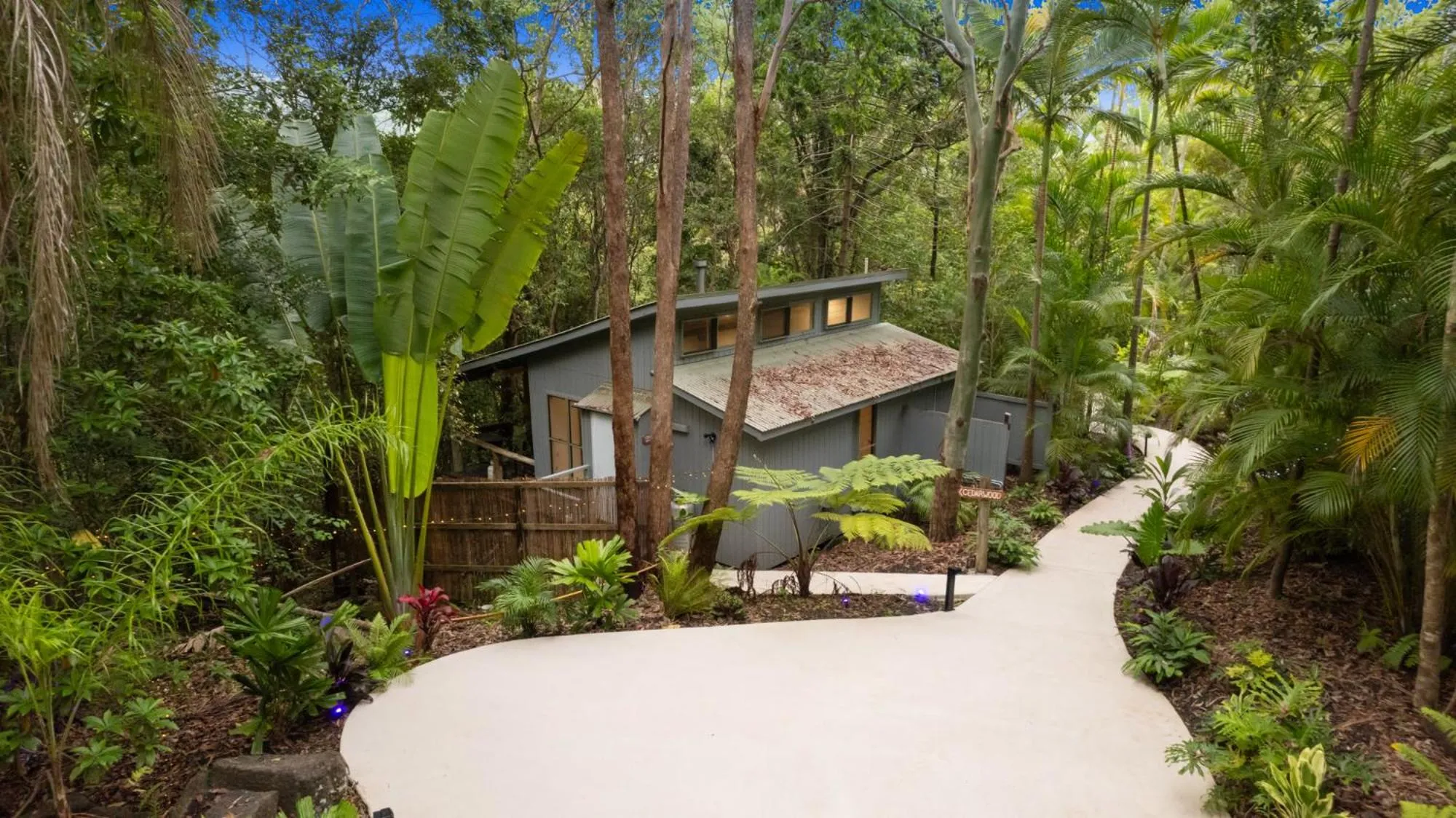 Property building in Hunchy Hideaway