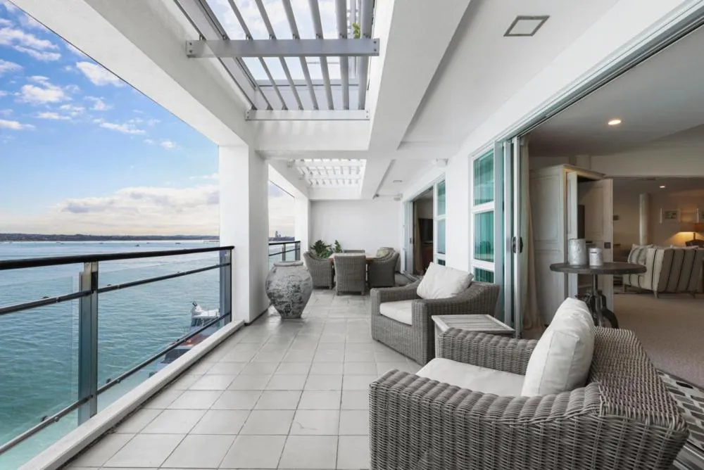 Auckland Waterfront Serviced Apartments on Prince's Wharf