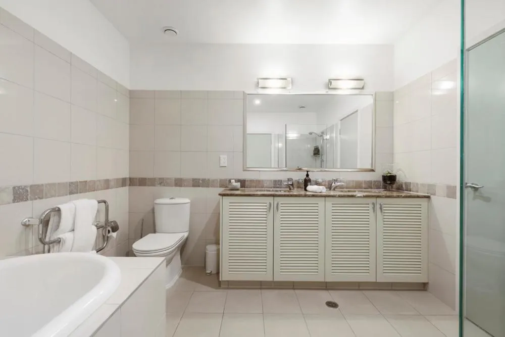 Auckland Waterfront Serviced Apartments on Prince's Wharf