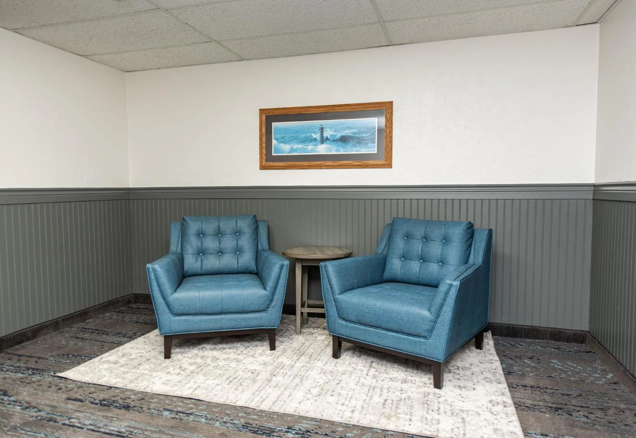 Oyster Bay Inn & Suites