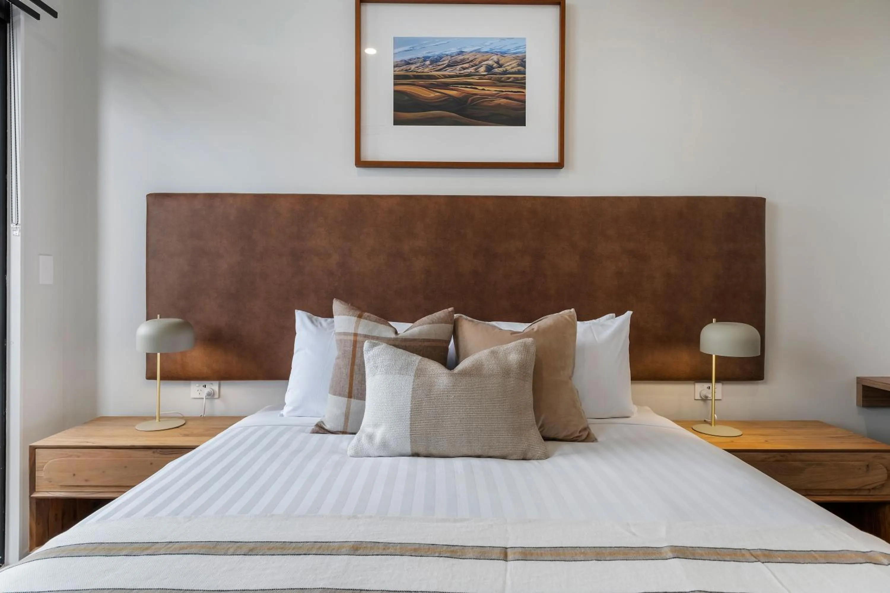 Bedroom, Bed in Southwark Hotel & Apartments