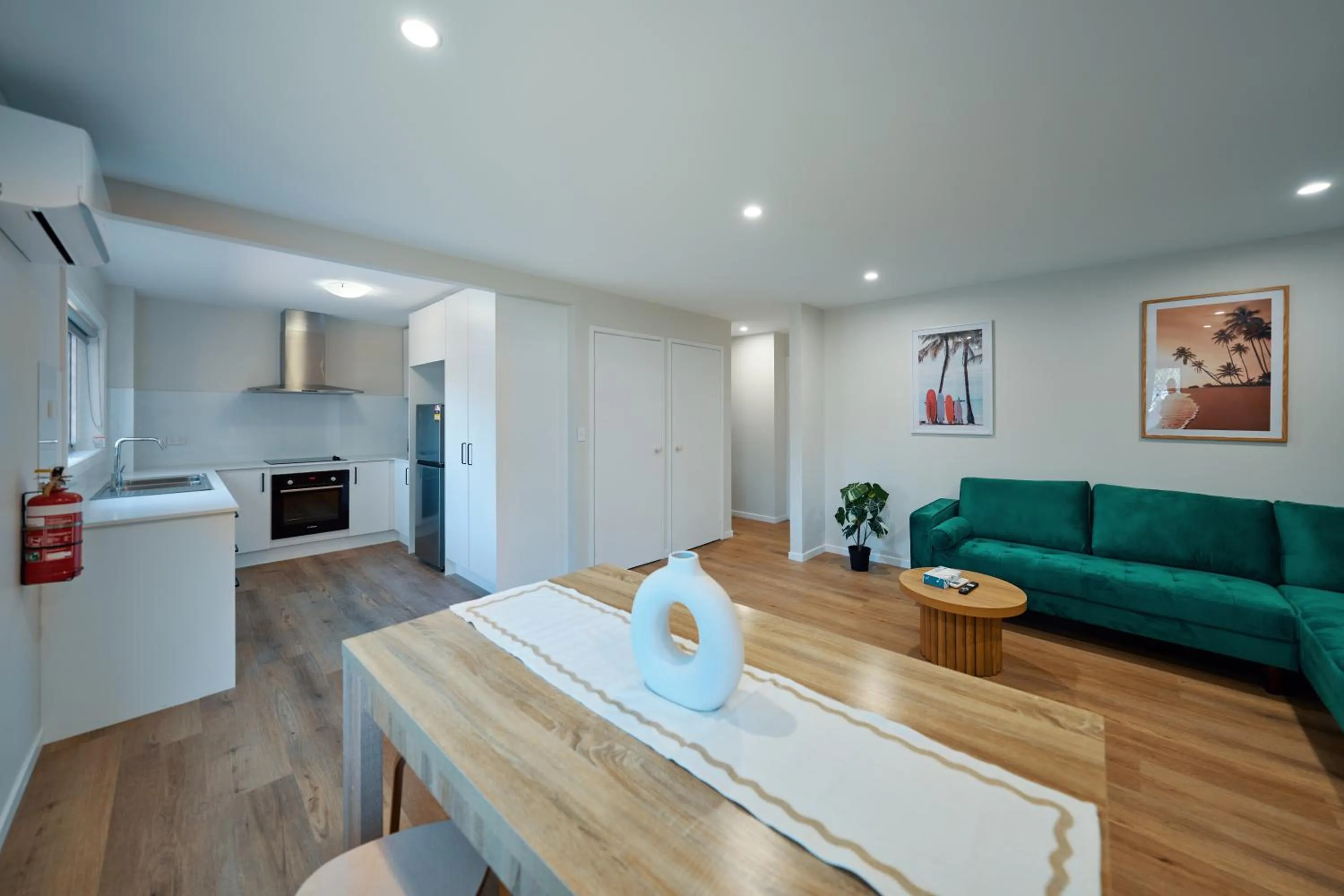 Kitchen or kitchenette in Red Star Palm Beach