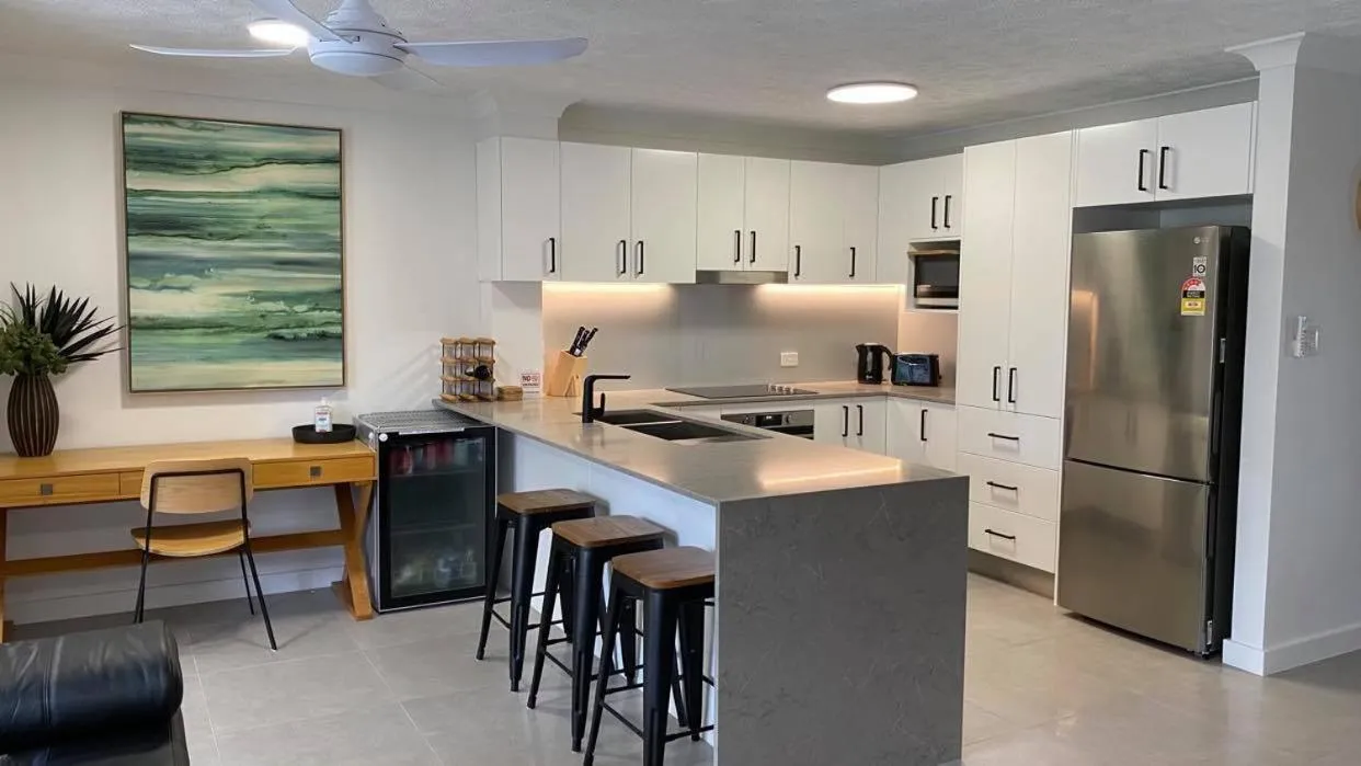 Kitchen or kitchenette in Jubilee Views Holiday Apartments