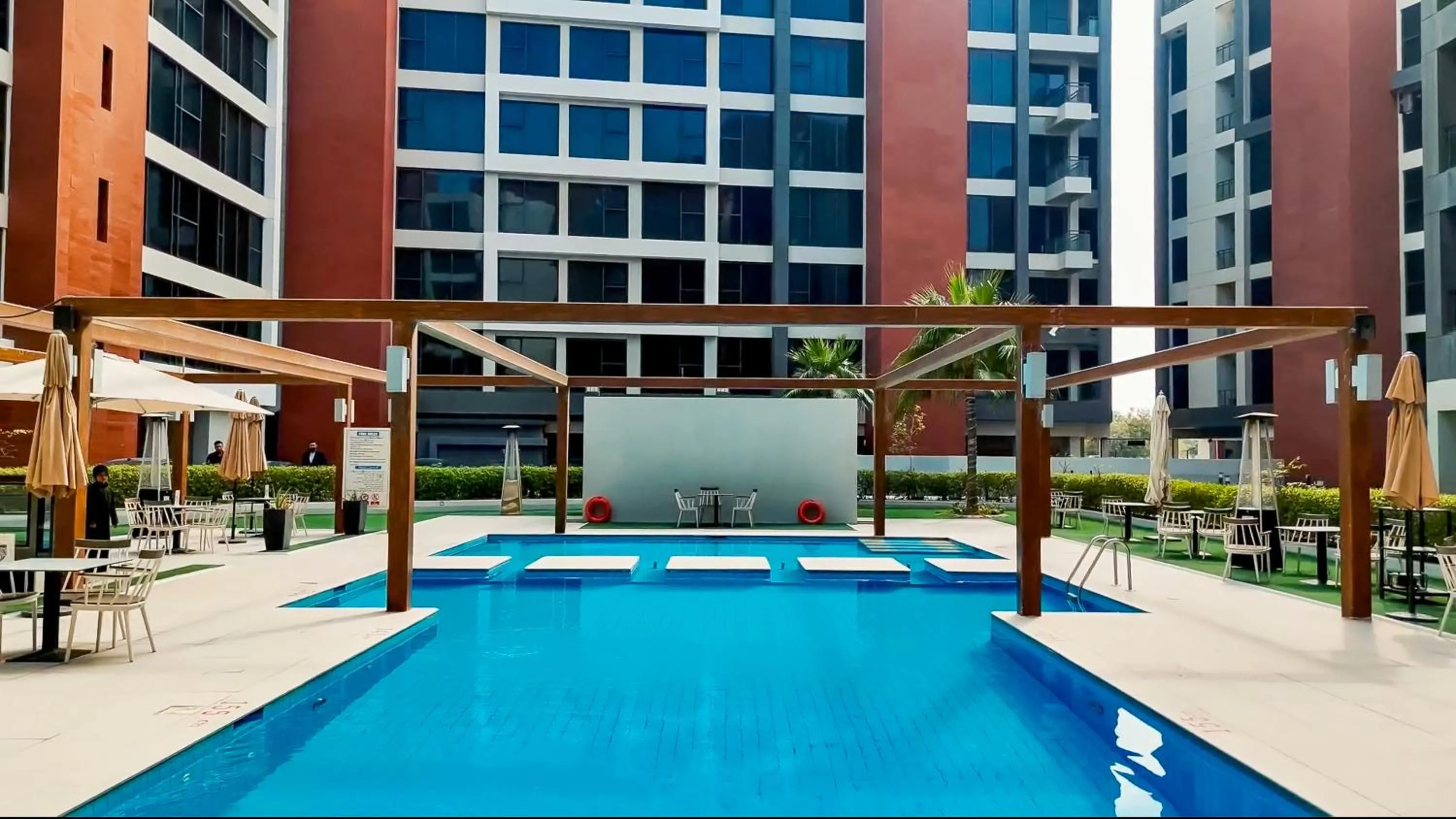 Swimming pool in Boudl Al Jubail