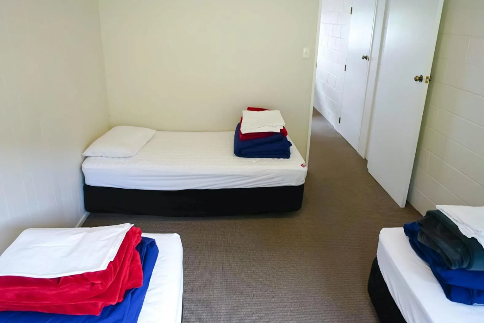 Bed in Mt Aspiring Holiday Park