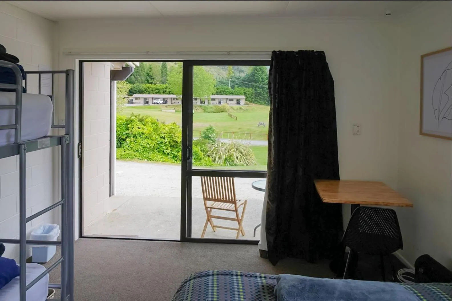 Bed in Mt Aspiring Holiday Park