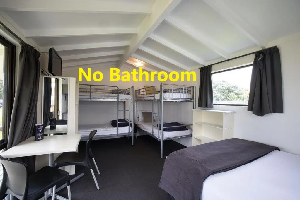 Photo of the whole room, Bed in Tasman Holiday Parks - Papamoa Beach