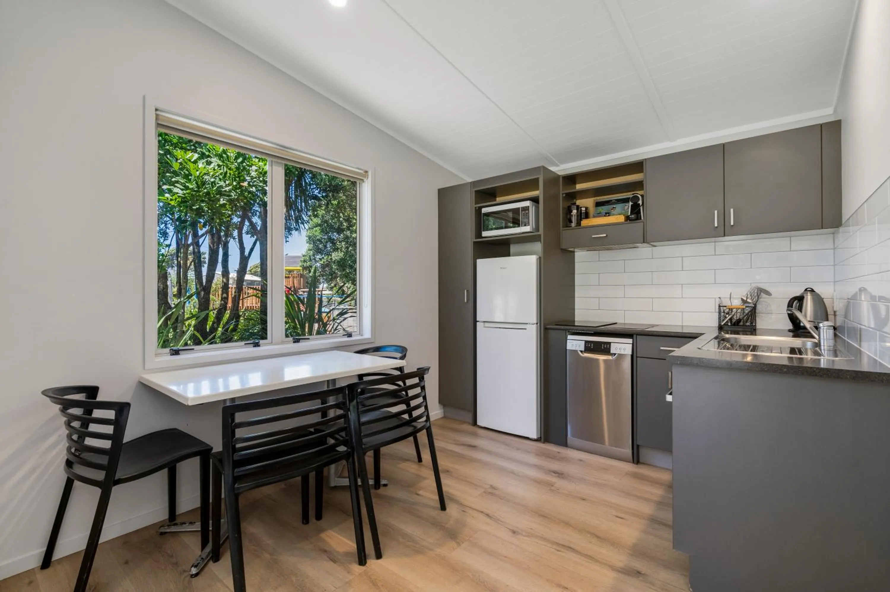 Tasman Holiday Parks - Papamoa Beach