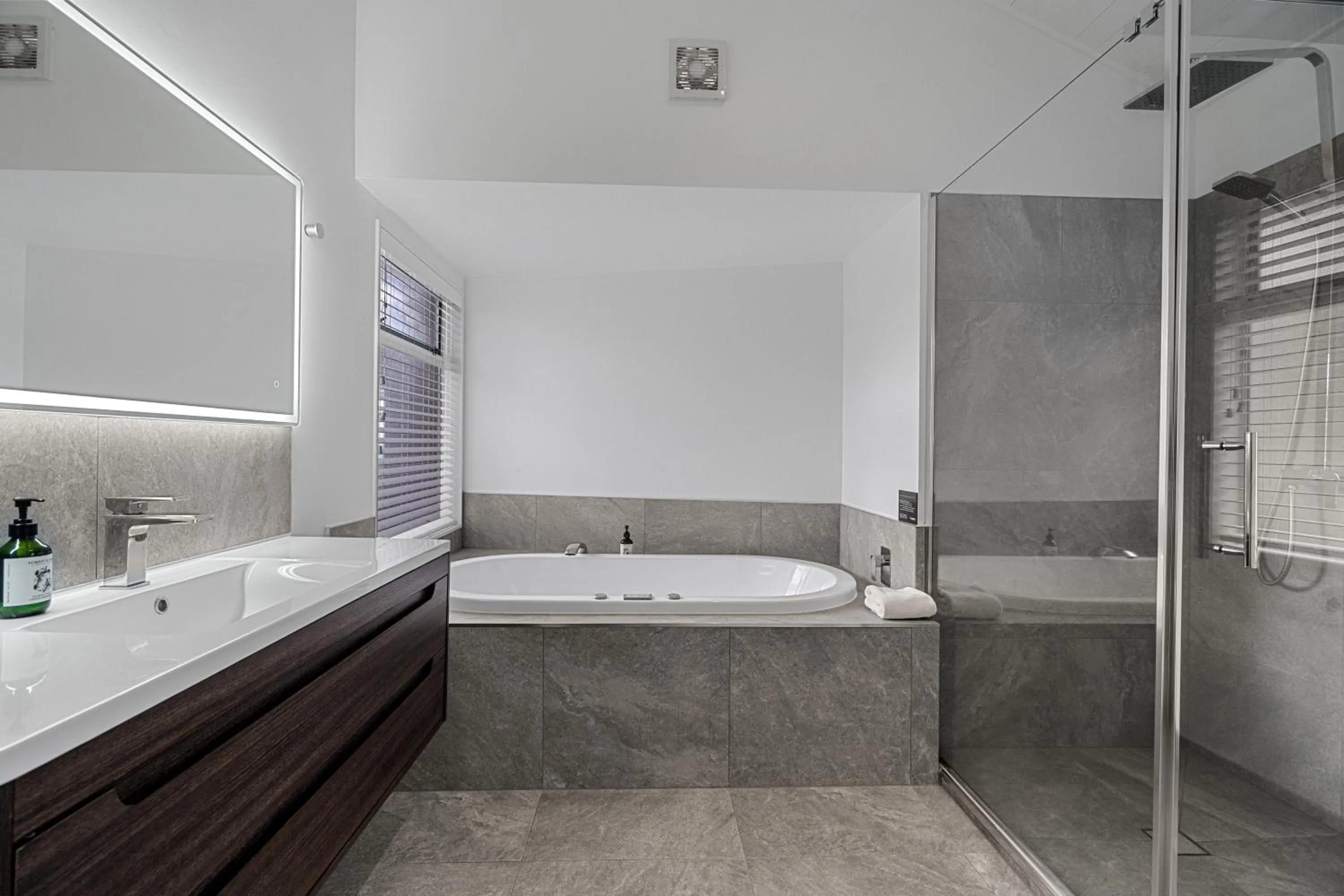 Bathroom in Tasman Holiday Parks - Papamoa Beach