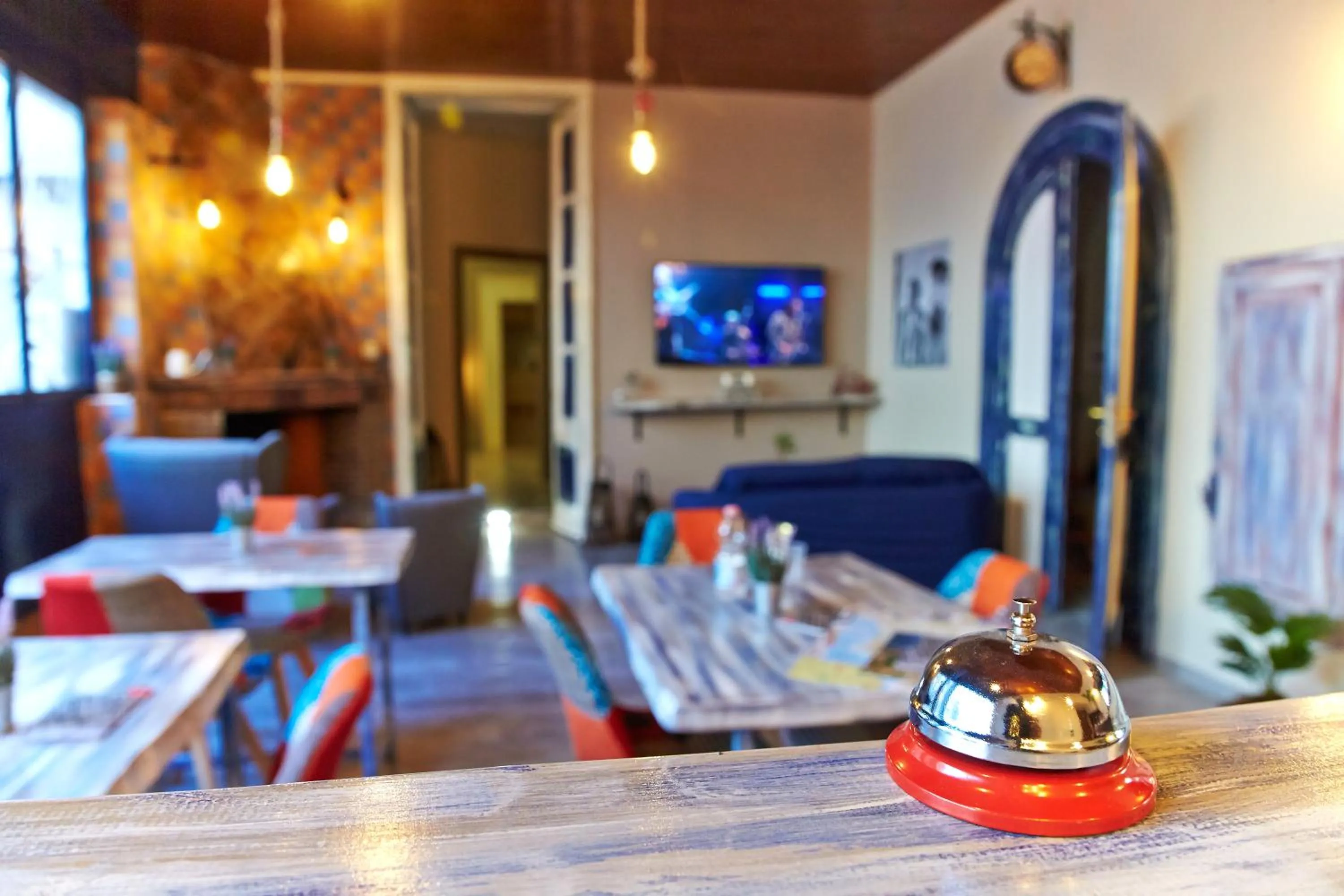 Communal lounge/ TV room in Artisti Bed&Dreams