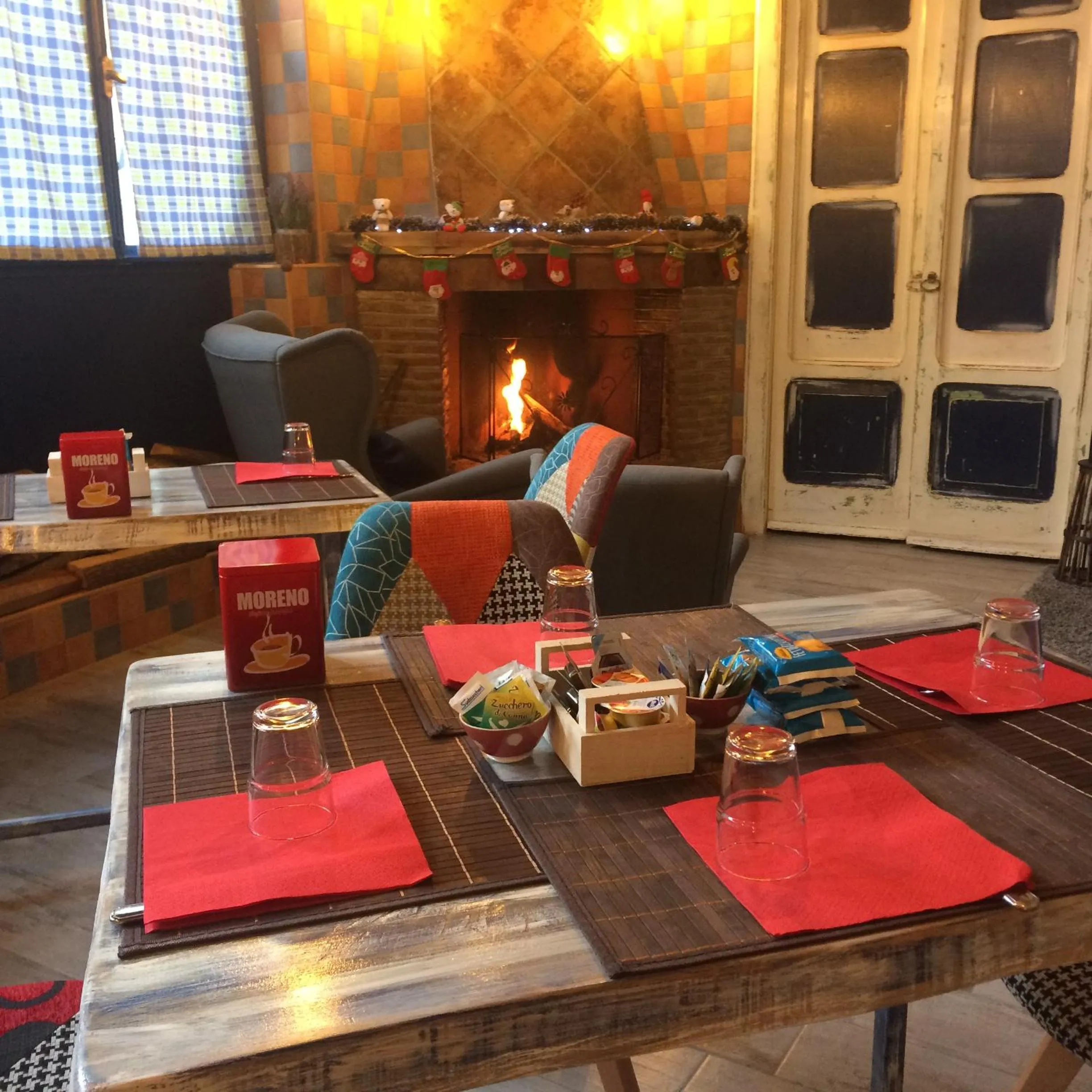 Dining area in Artisti Bed&Dreams