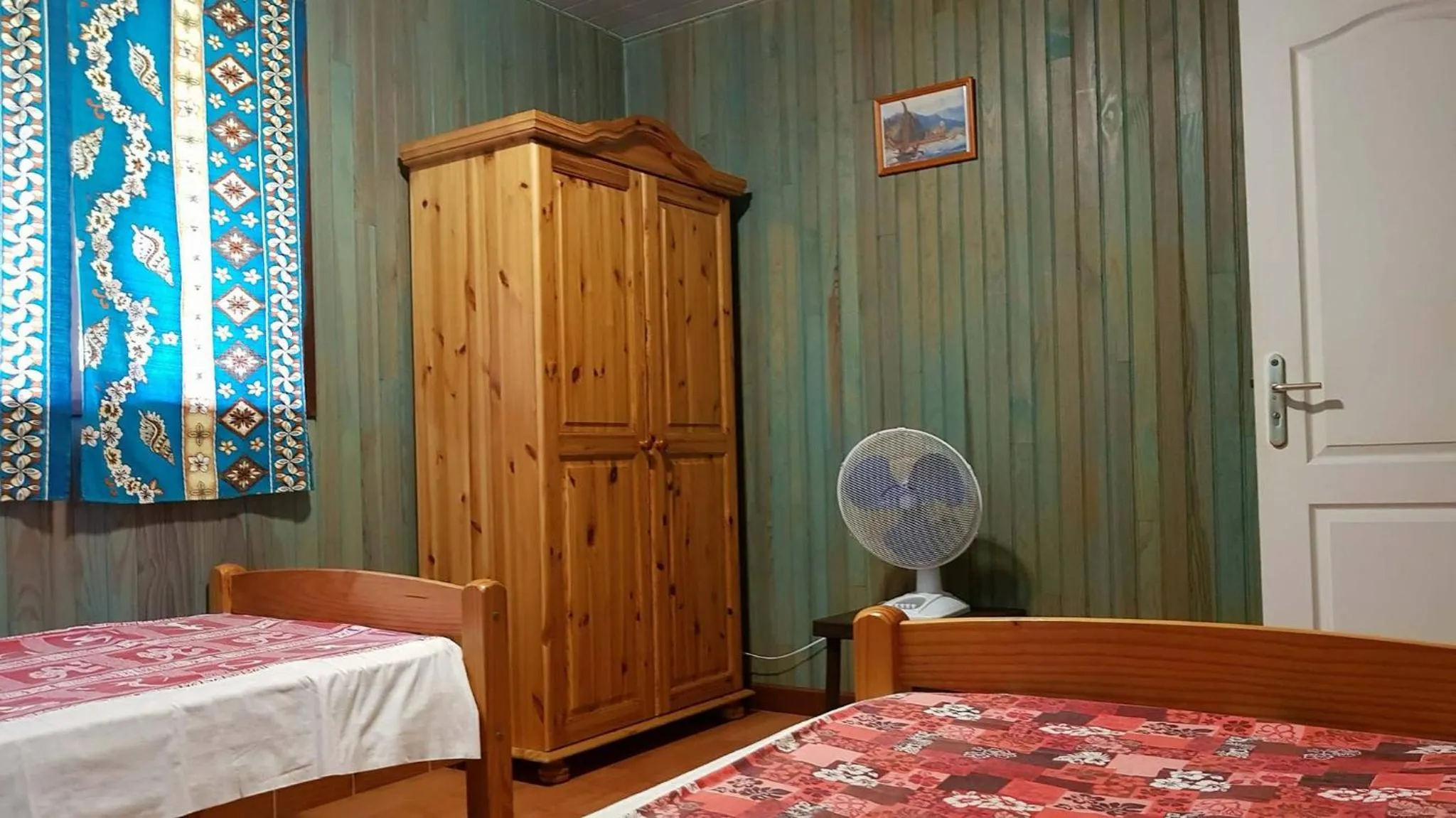 Bed in Vaianae Lodge