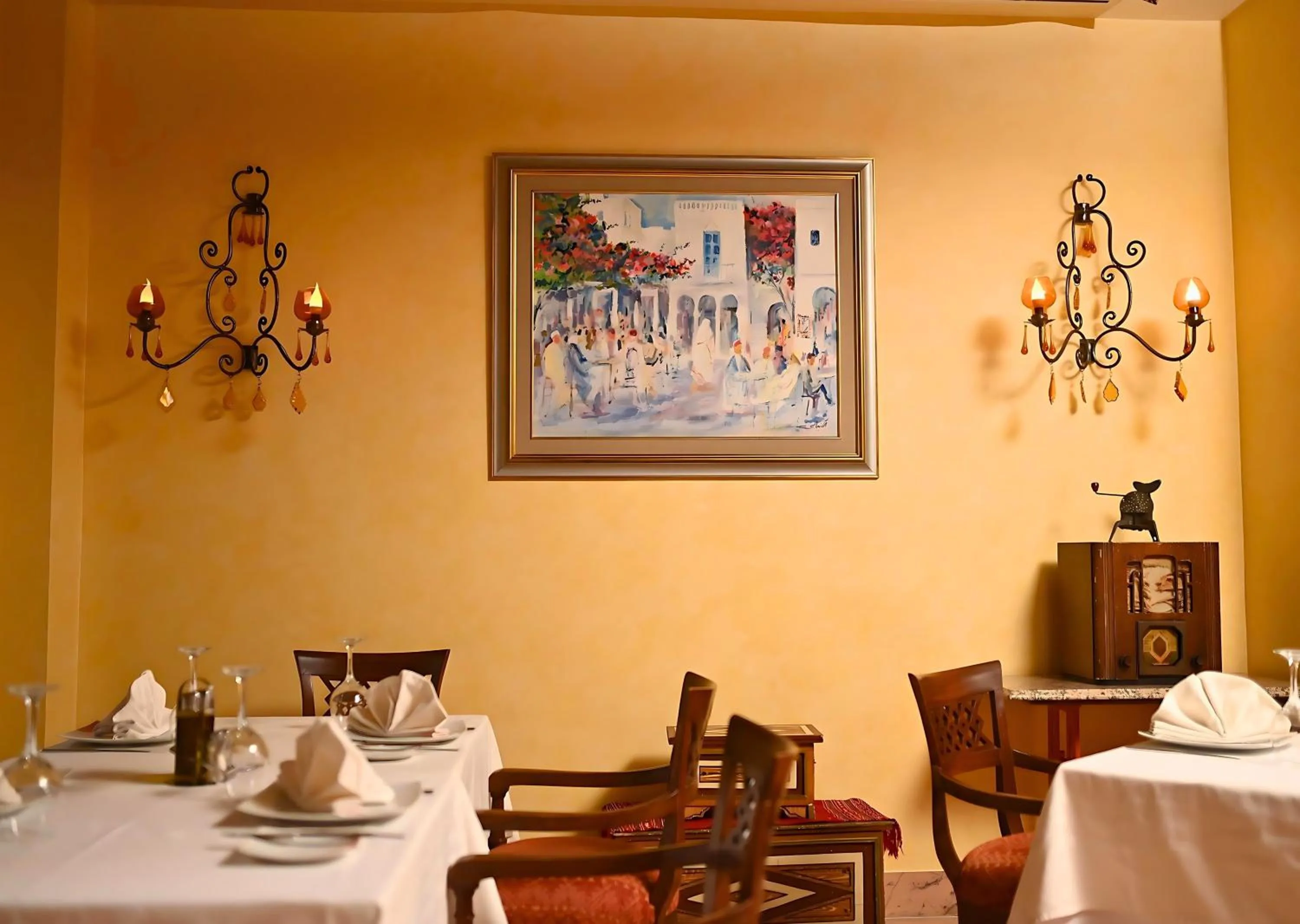 Restaurant/places to eat in Borj Dhiafa