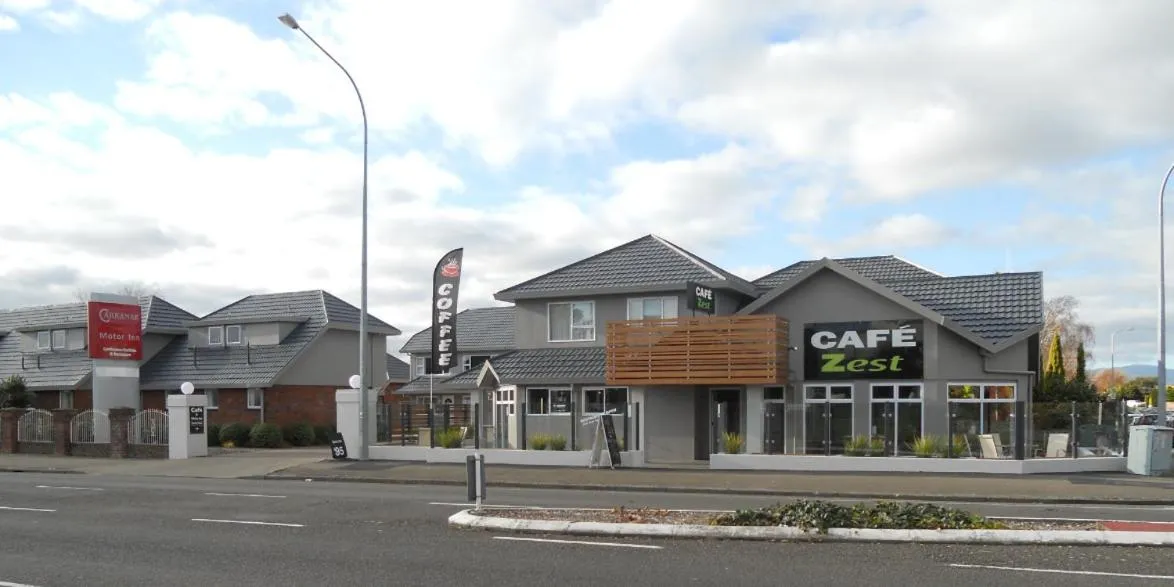 Property building in Carramar Motor Inn