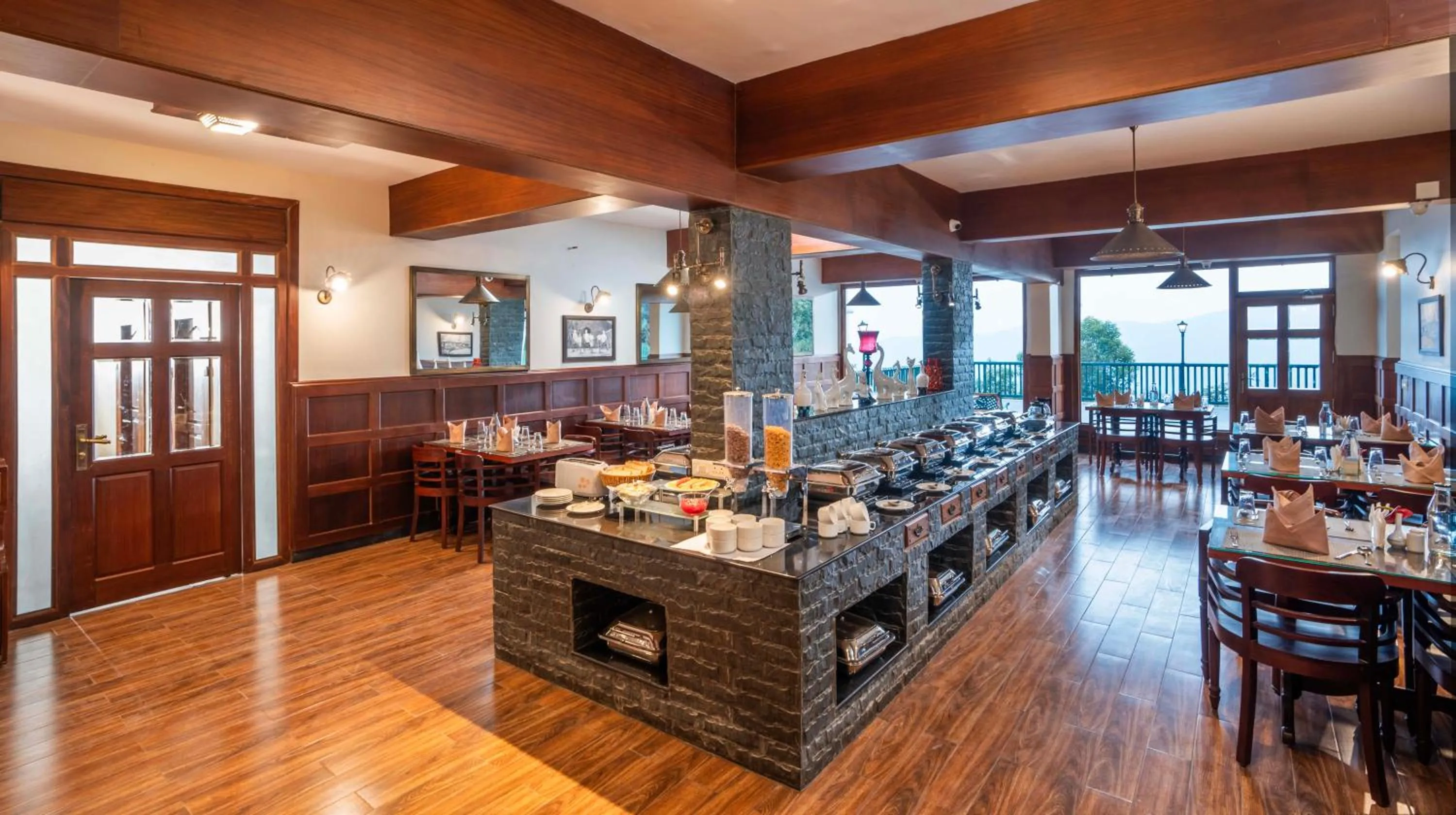 Restaurant/places to eat in Fort Munnar