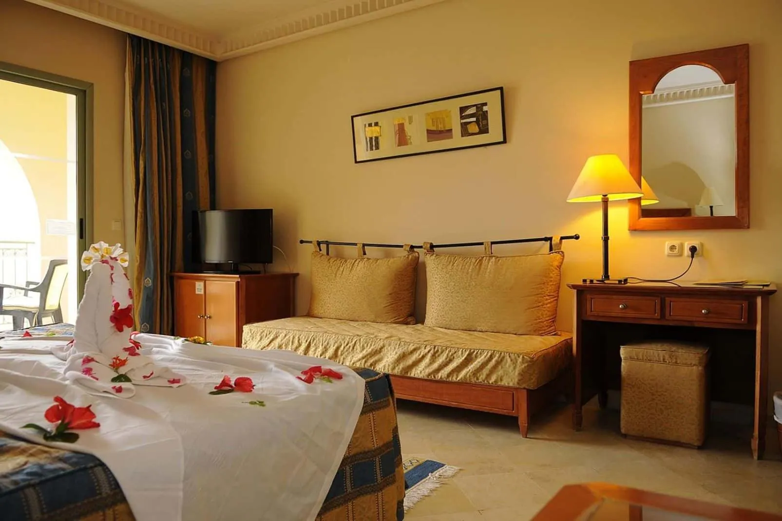 TV and multimedia, Bed in Alhambra Thalasso