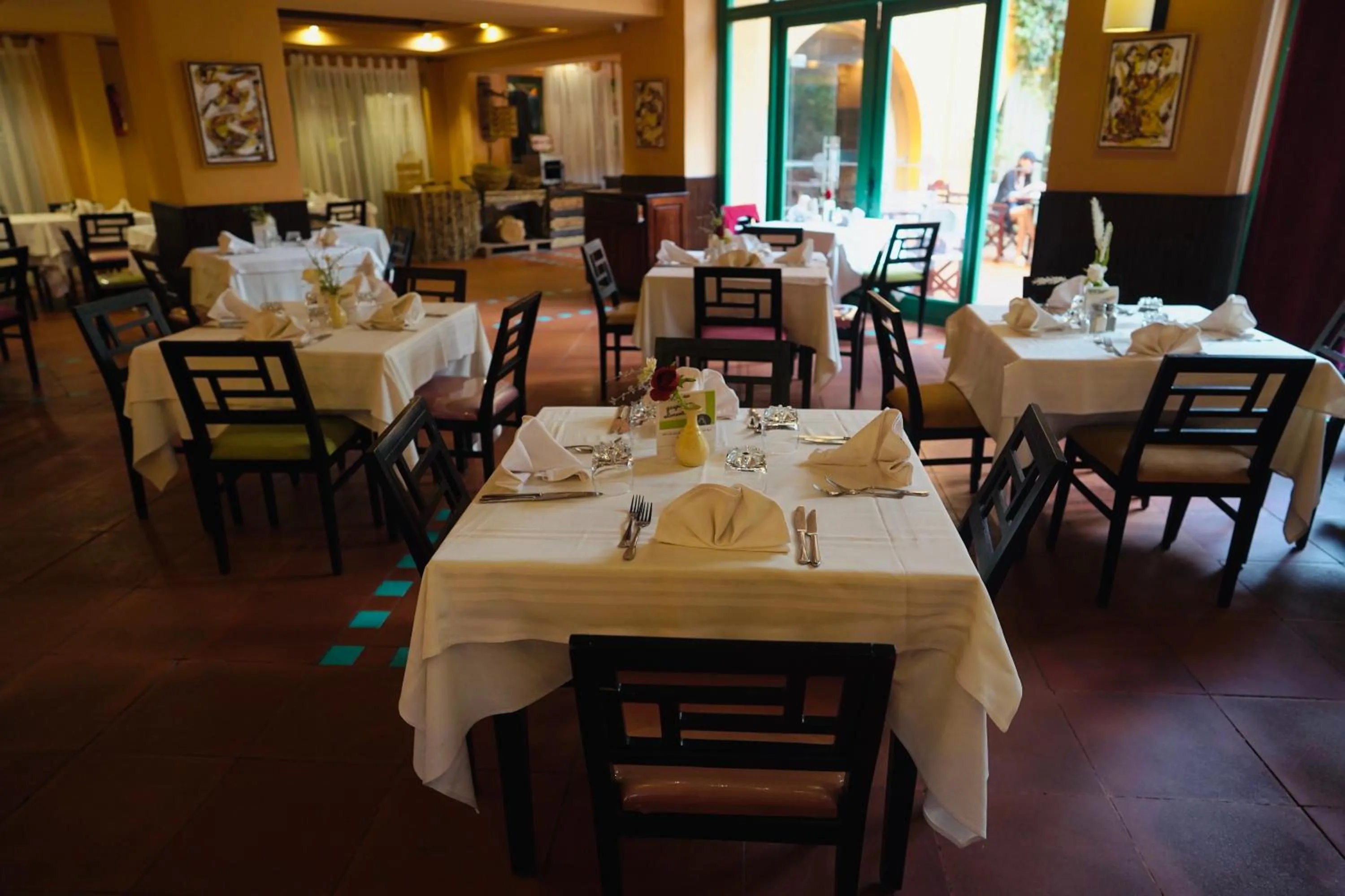 Restaurant/places to eat in Alhambra Thalasso