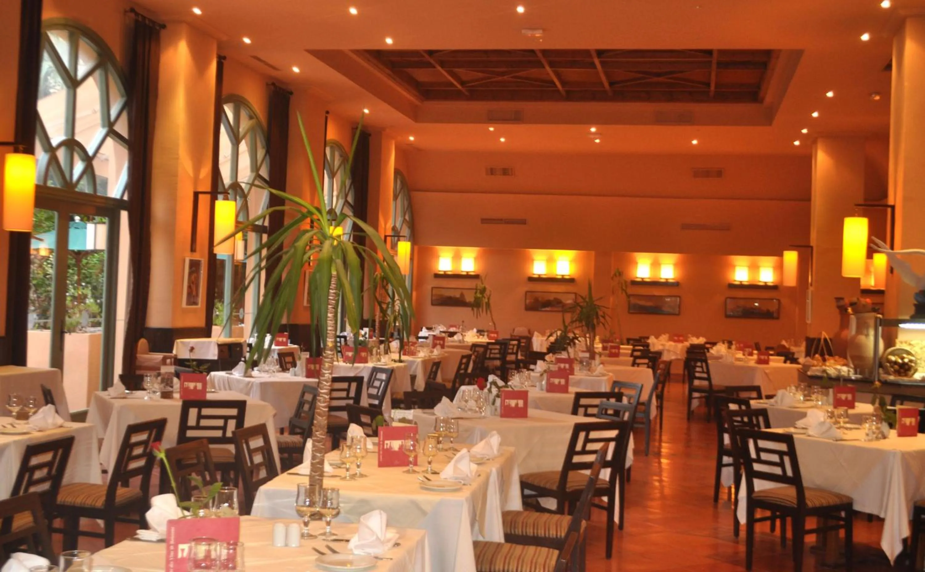 Restaurant/places to eat in Alhambra Thalasso