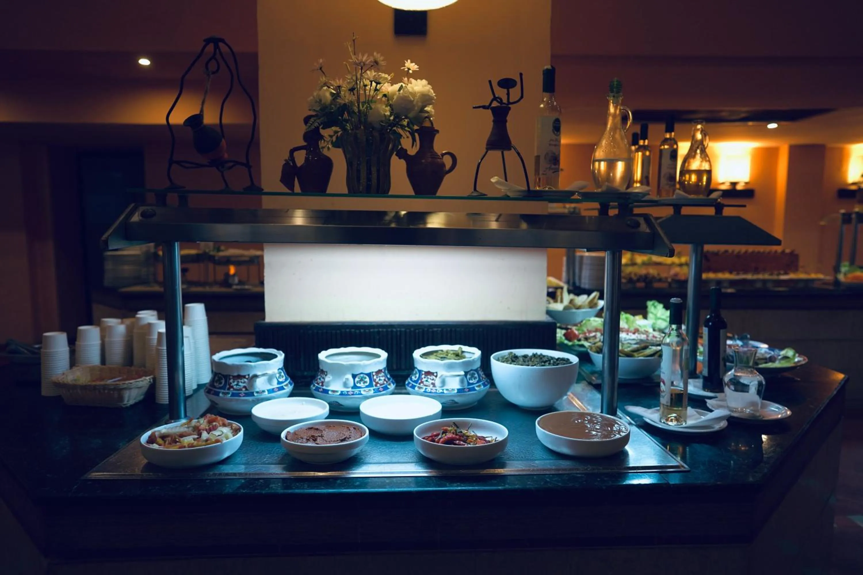 Food and drinks in Alhambra Thalasso