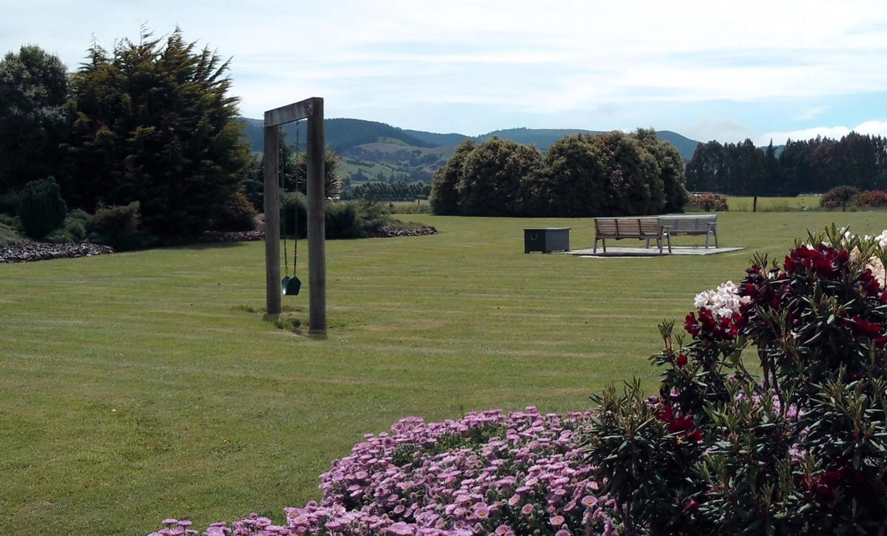 Children play ground in Longbourne Lodge Motel Mosgiel