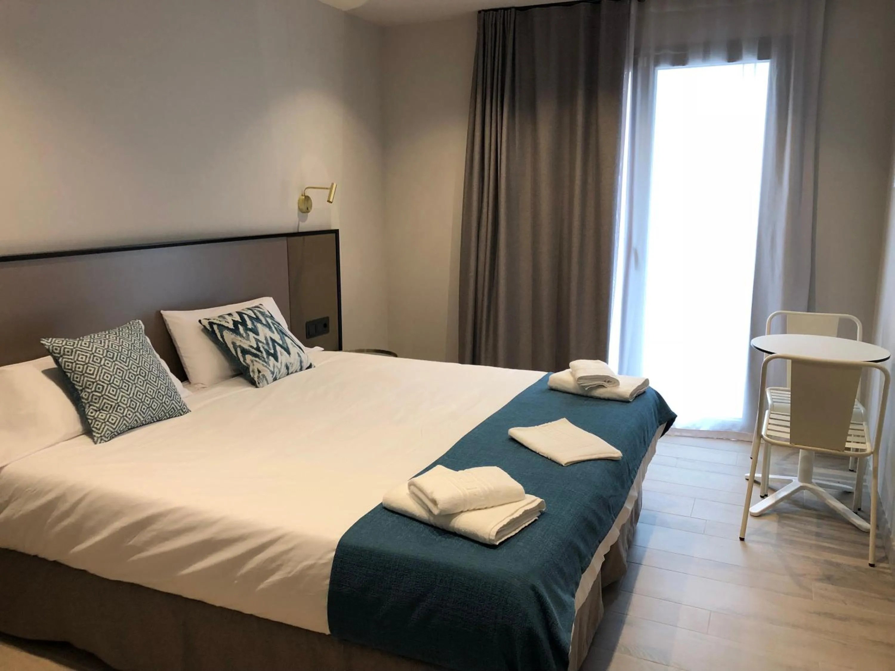 Bed in HOTEL TORRENT