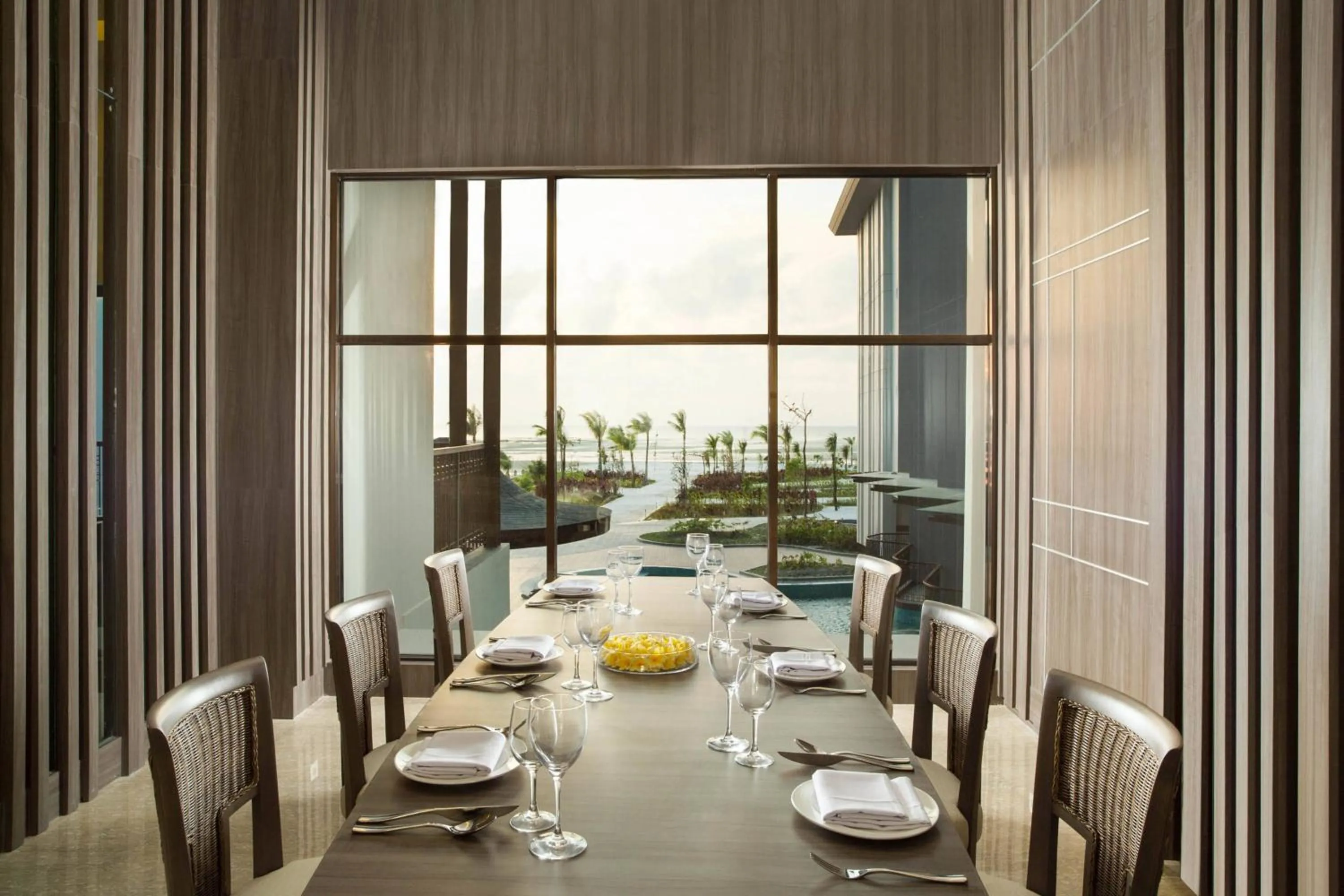 Restaurant/places to eat in Fairfield by Marriott Belitung