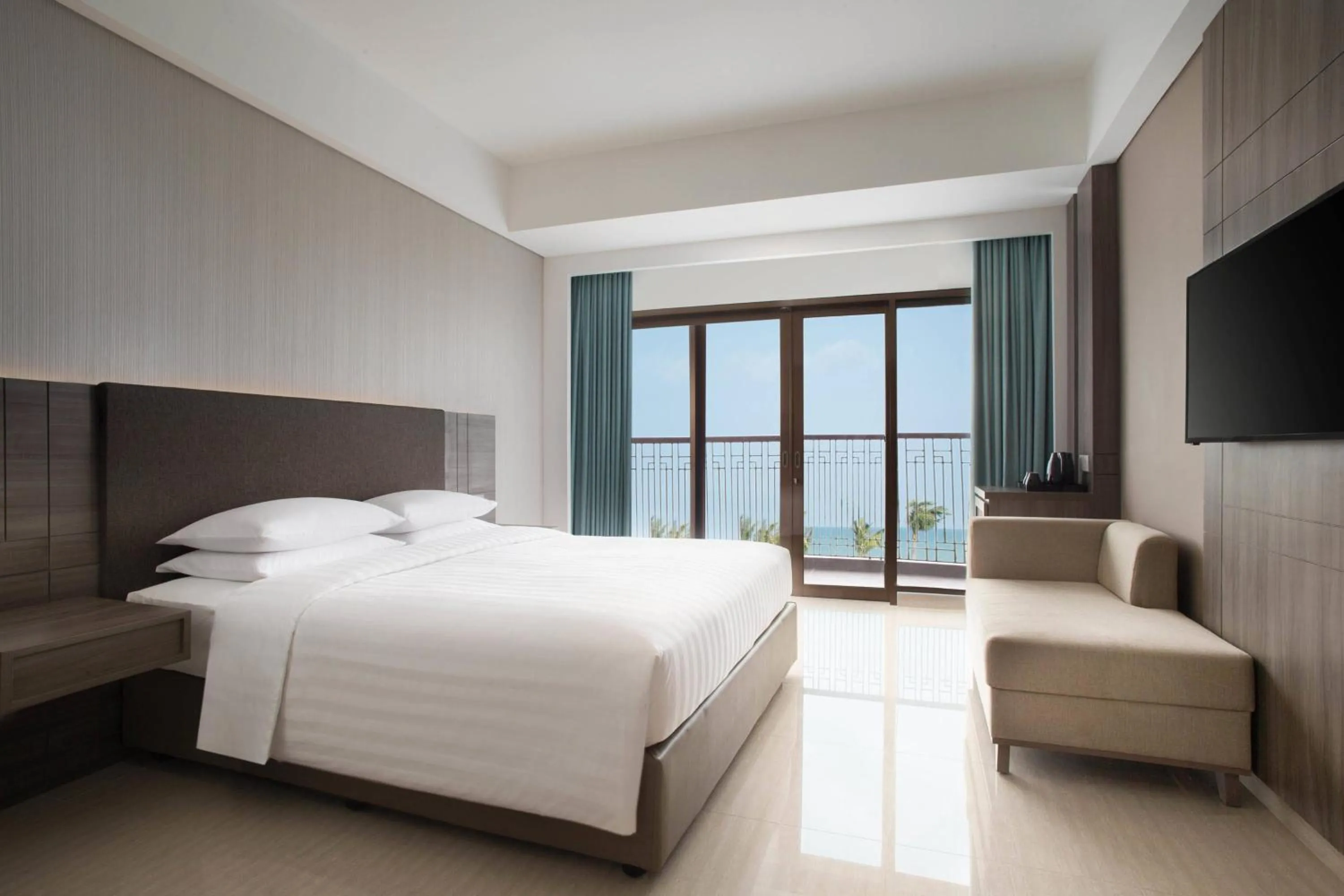 Photo of the whole room, Bed in Fairfield by Marriott Belitung