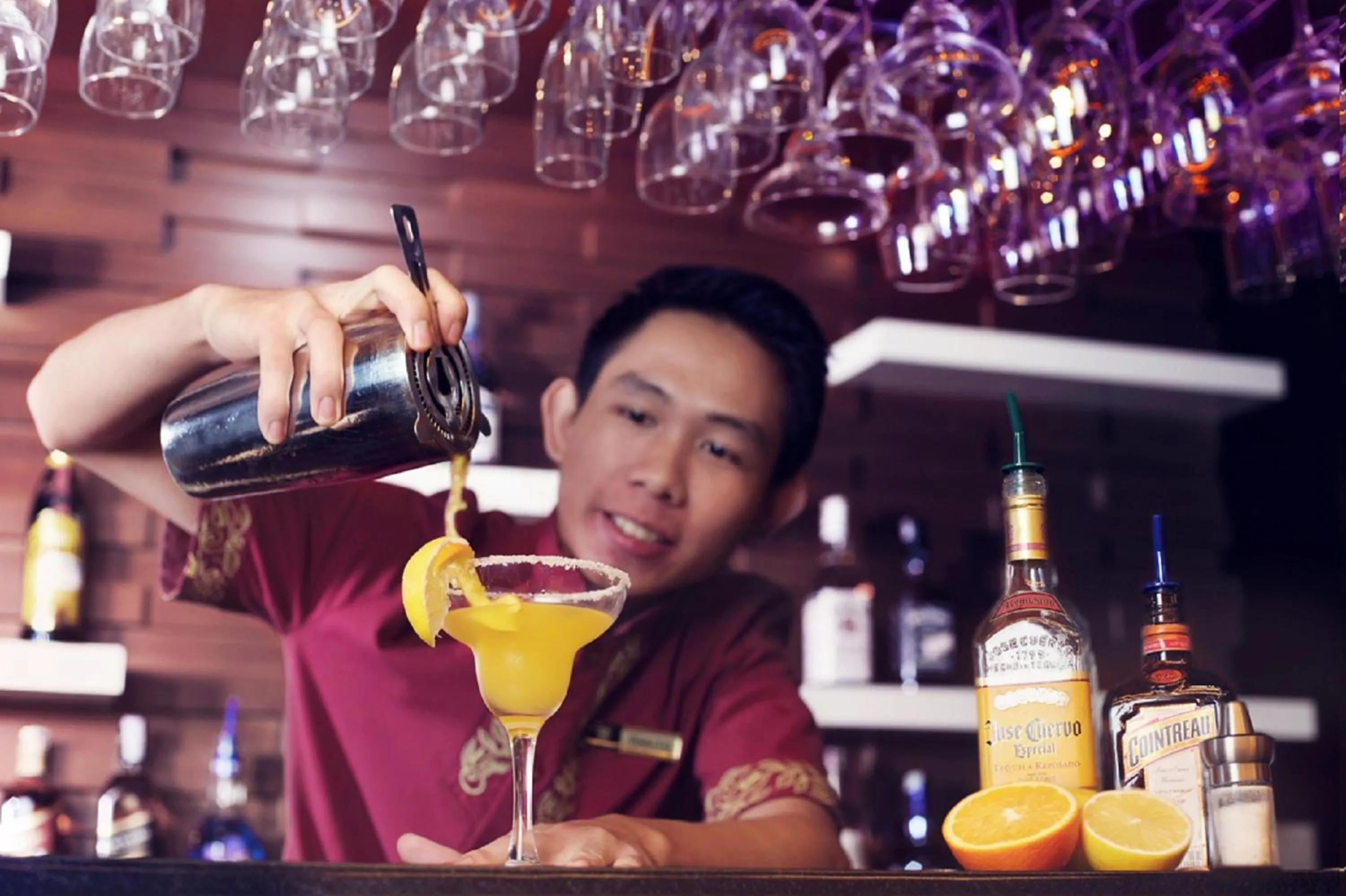 Lounge or bar in Grand Hatika Hotel